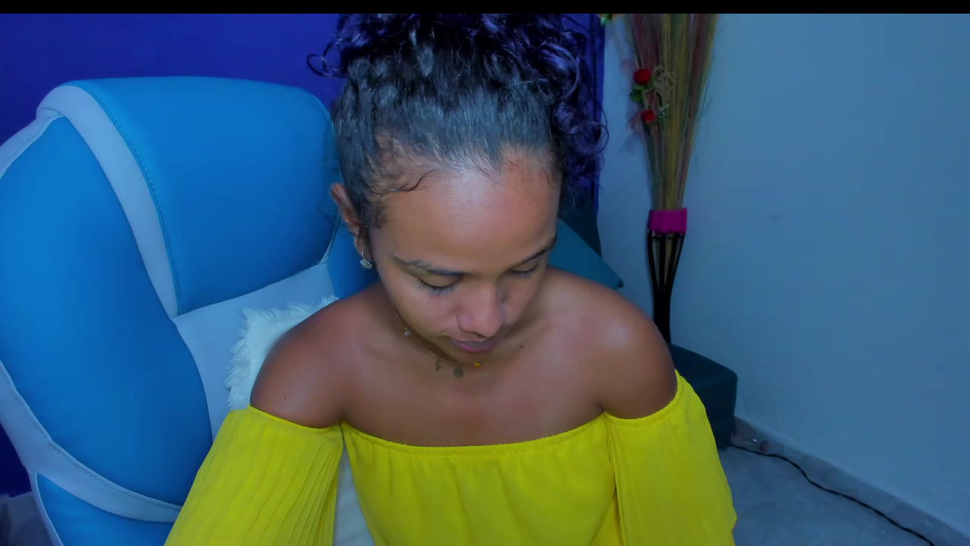 Gallery image thumbnail from Violet_Fit's myfreecams stream on, 07/15/2023, 16:33 image 20 of 20