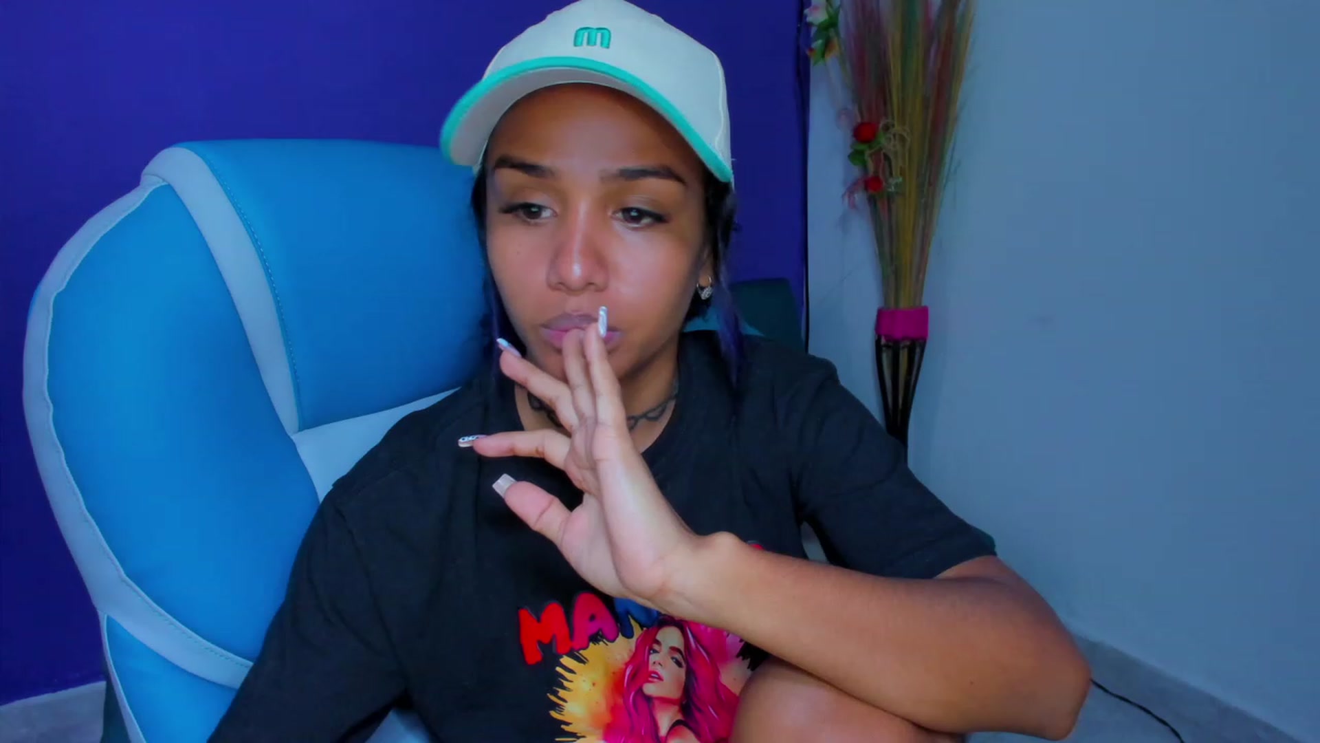 Gallery image thumbnail from Violet_Fit's myfreecams stream on, 07/18/2023, 13:50 image 14 of 20