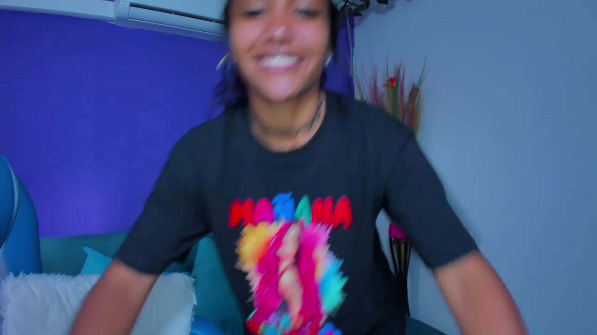 Gallery image thumbnail from Violet_Fit's myfreecams stream on, 07/18/2023, 13:50 image 19 of 20