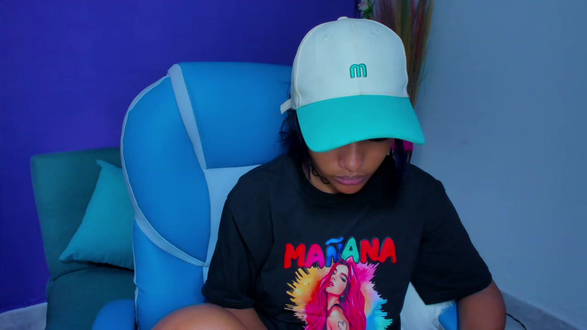 Gallery image thumbnail from Violet_Fit's myfreecams stream on, 07/18/2023, 13:50 image 16 of 20