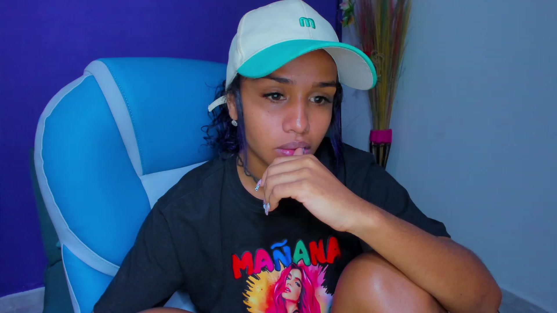 Gallery image thumbnail from Violet_Fit's myfreecams stream on, 07/18/2023, 13:50 image 10 of 20