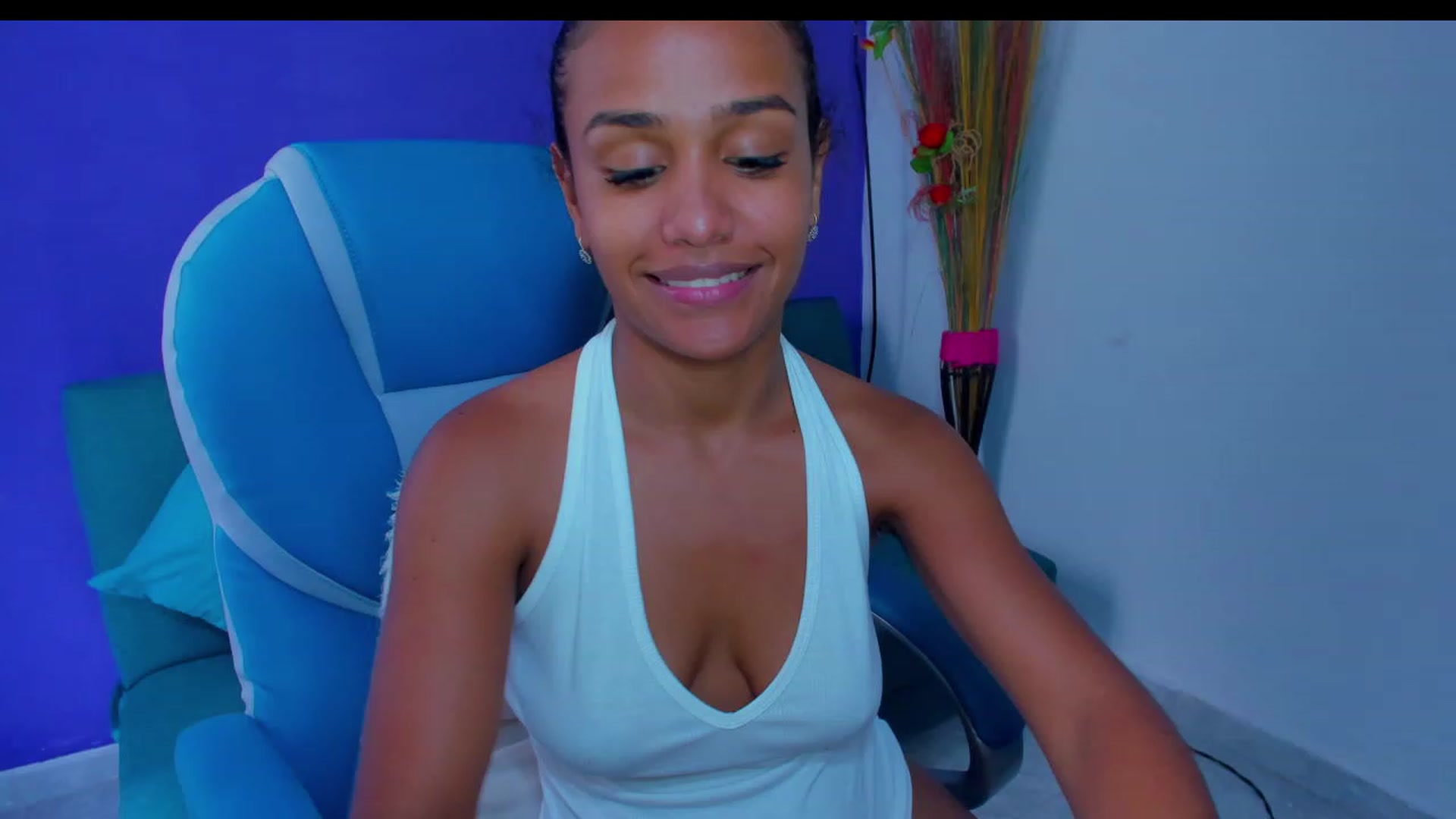 Gallery image thumbnail from Violet_Fit's myfreecams stream on, 07/19/2023, 17:58 image 10 of 20