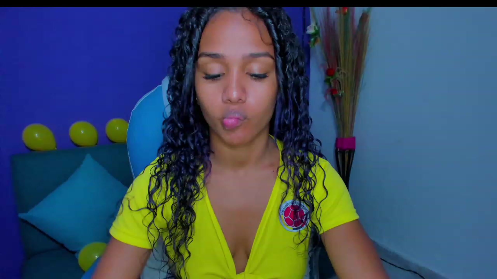 Gallery image thumbnail from Violet_Fit's myfreecams stream on, 07/20/2023, 10:59 image 13 of 20
