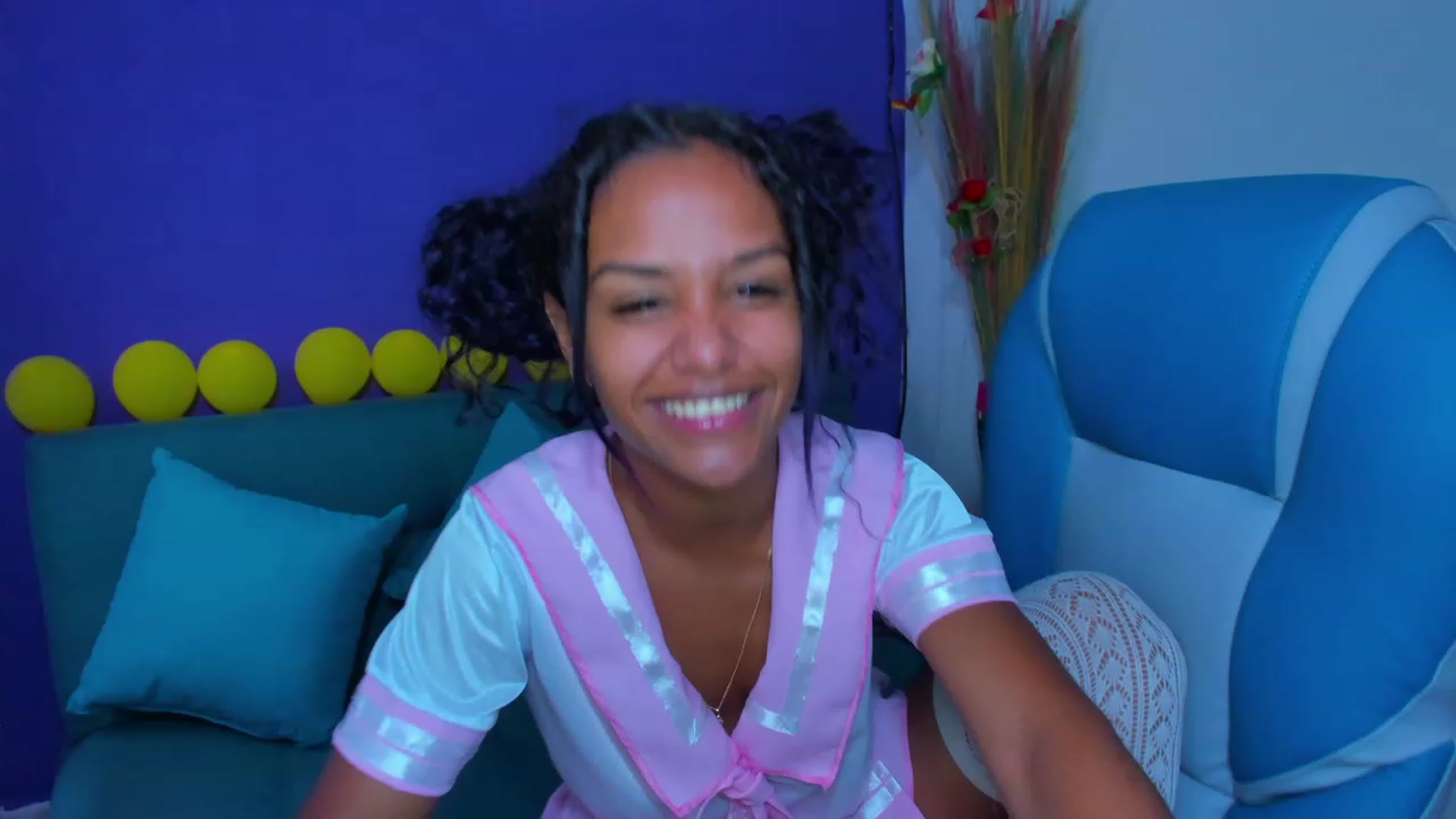 Gallery image thumbnail from Violet_Fit's myfreecams stream on, 07/22/2023, 13:54 image 16 of 20