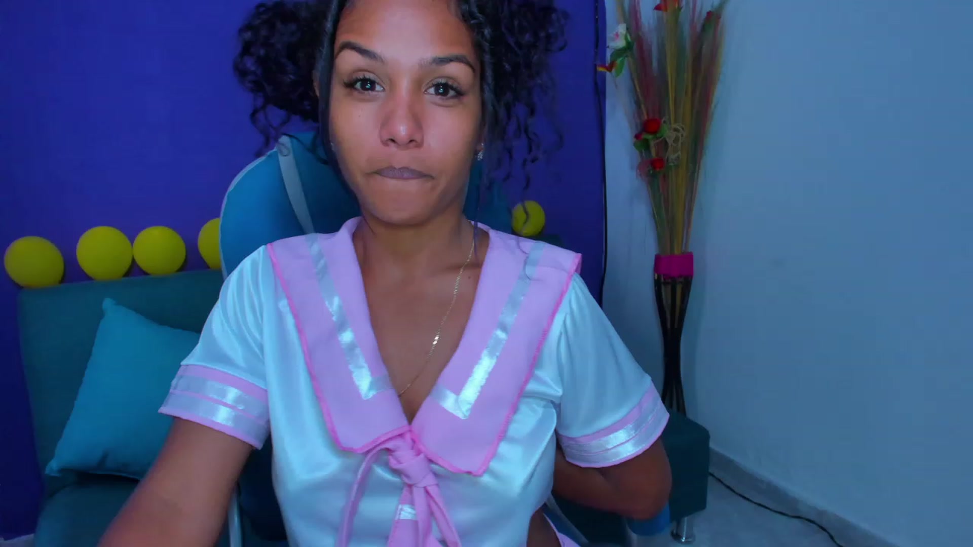 Gallery image thumbnail from Violet_Fit's myfreecams stream on, 07/22/2023, 13:54 image 17 of 20
