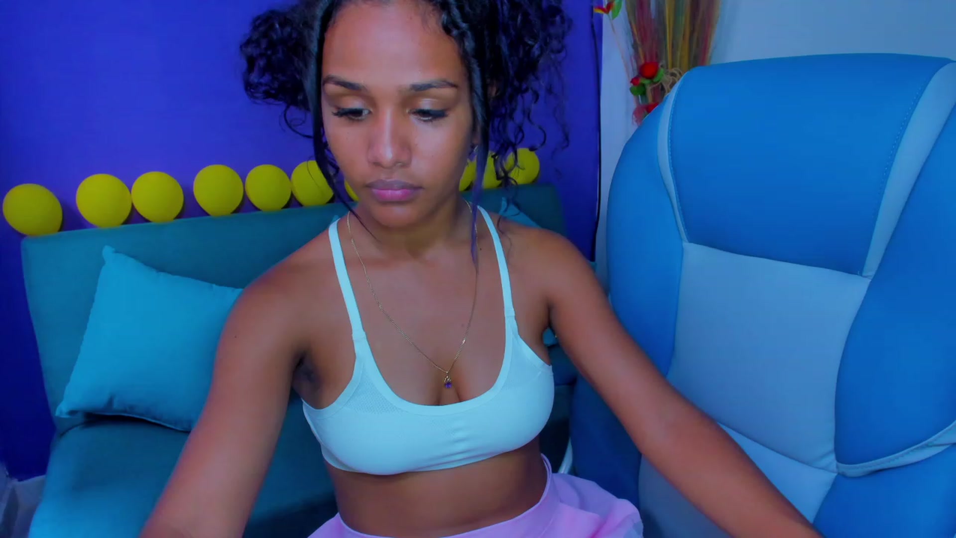 Gallery image thumbnail from Violet_Fit's myfreecams stream on, 07/22/2023, 15:46 image 8 of 20