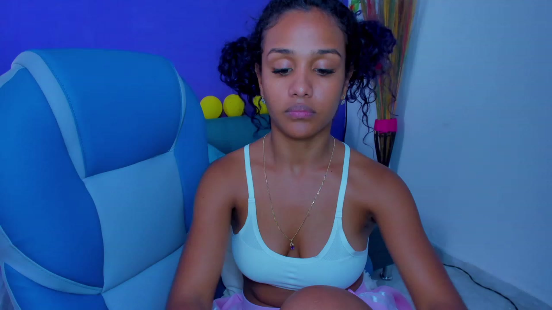Gallery image thumbnail from Violet_Fit's myfreecams stream on, 07/22/2023, 17:24 image 14 of 20