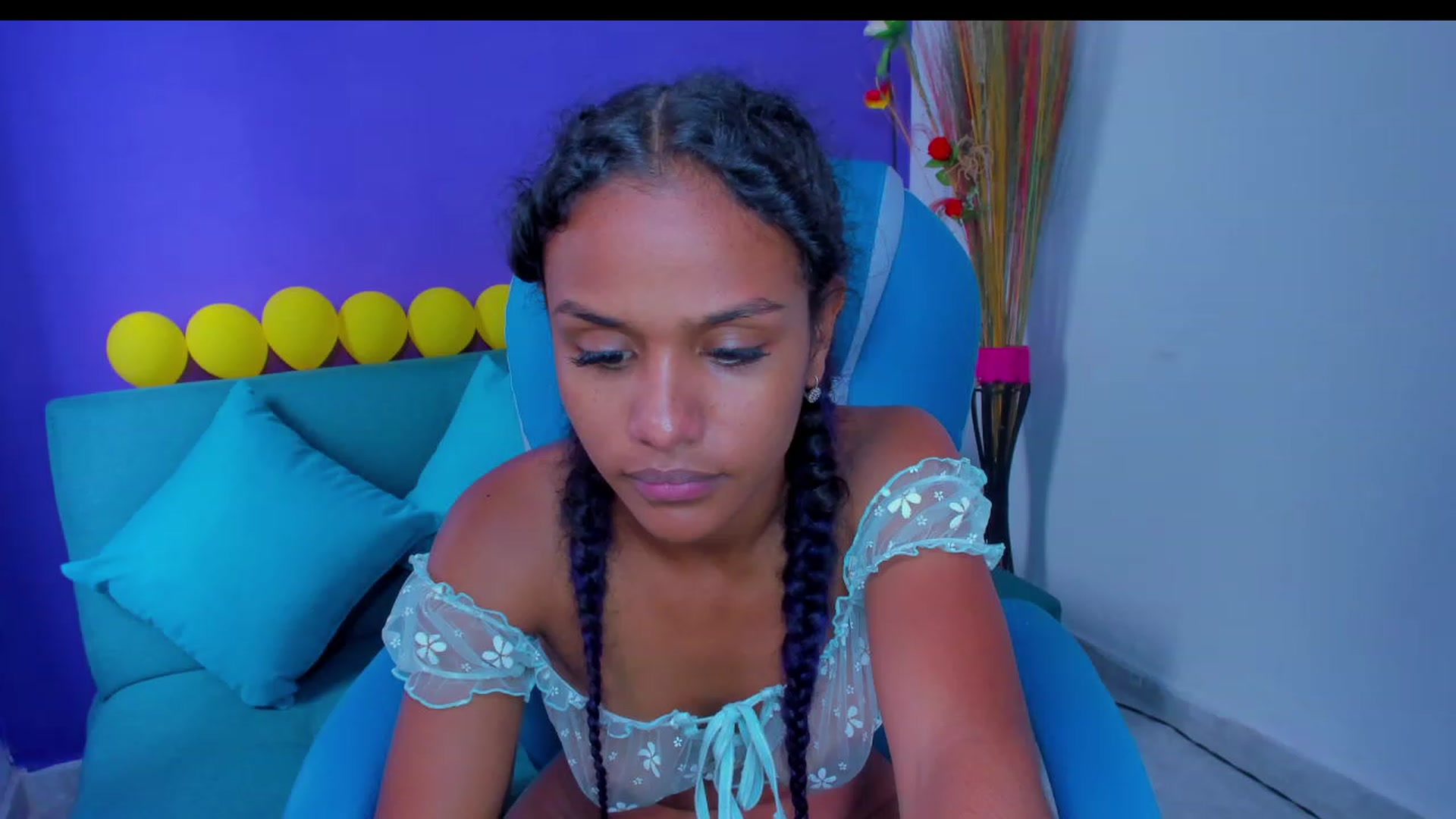 Gallery image thumbnail from Violet_Fit's myfreecams stream on, 07/24/2023, 17:00 image 11 of 20