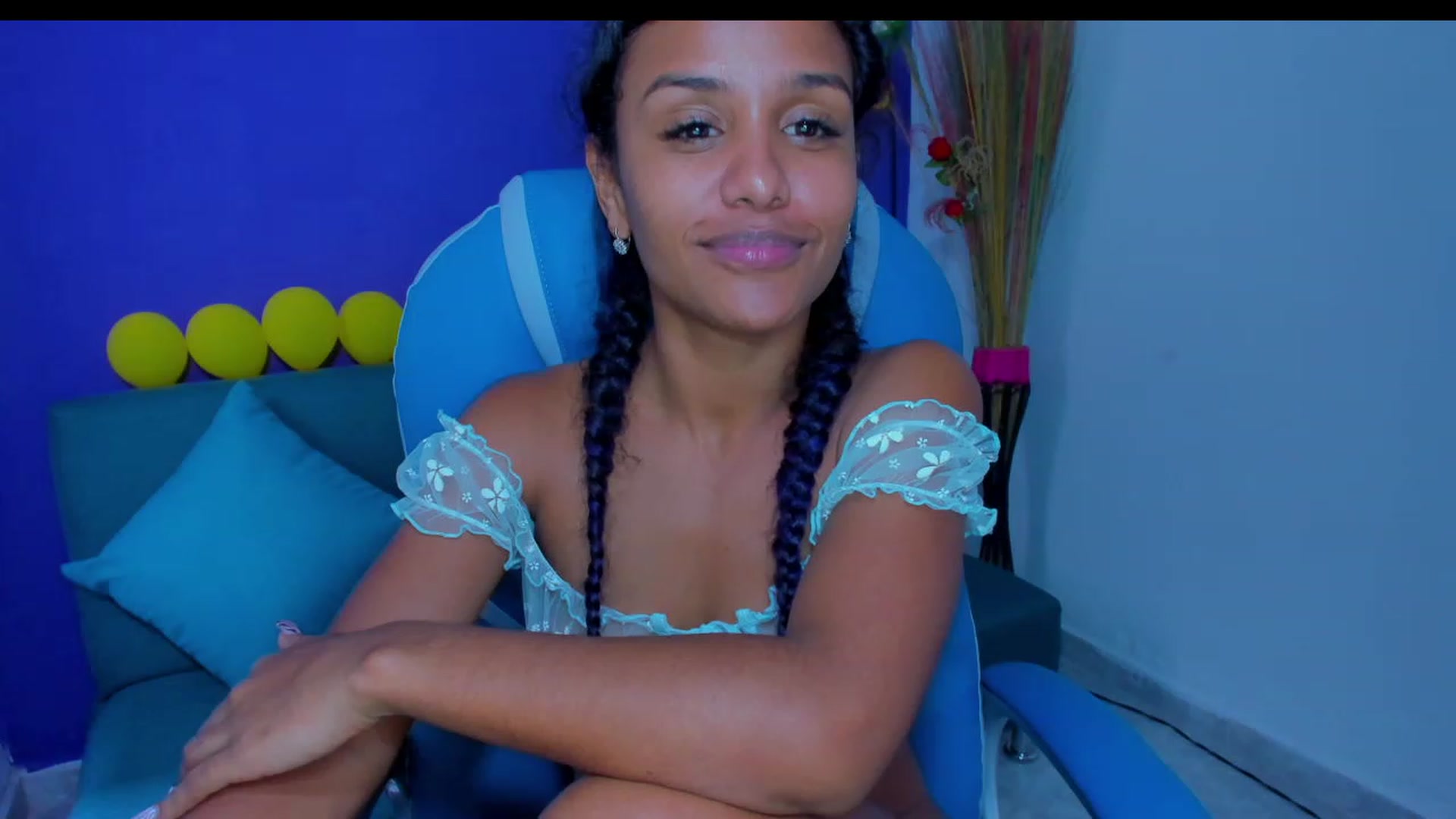 Gallery image thumbnail from Violet_Fit's myfreecams stream on, 07/24/2023, 17:00 image 17 of 20