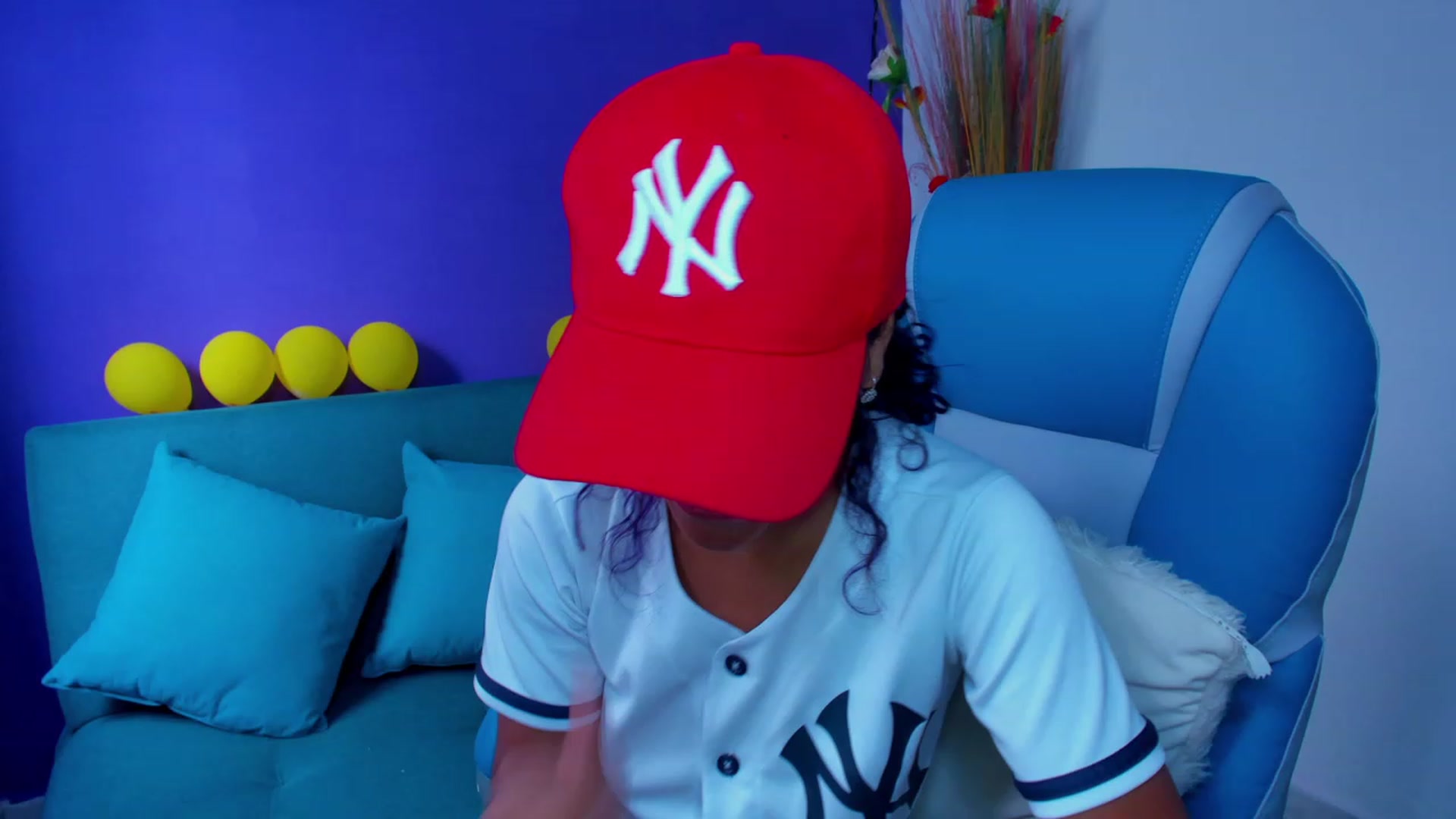 Gallery image thumbnail from Violet_Fit's myfreecams stream on, 07/26/2023, 15:21 image 17 of 20