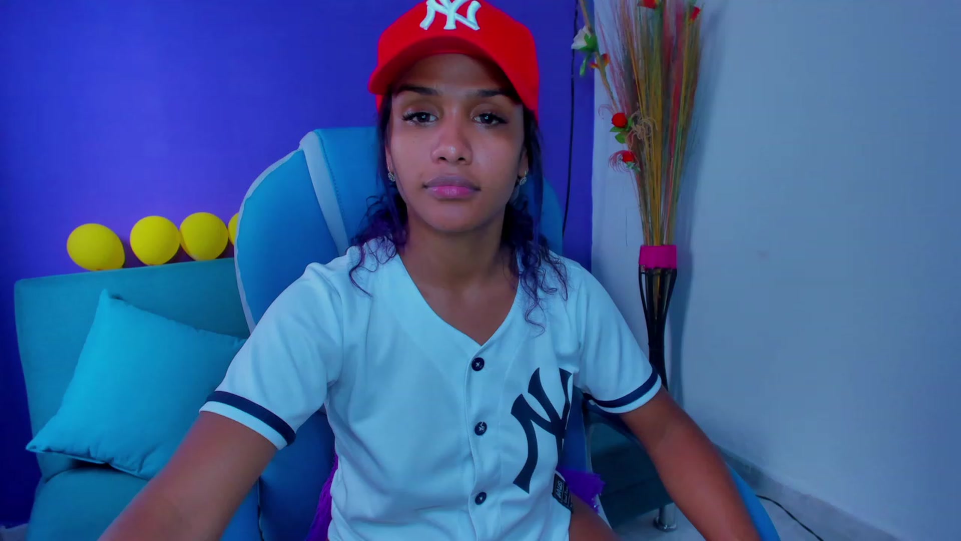 Gallery image thumbnail from Violet_Fit's myfreecams stream on, 07/26/2023, 15:21 image 13 of 20