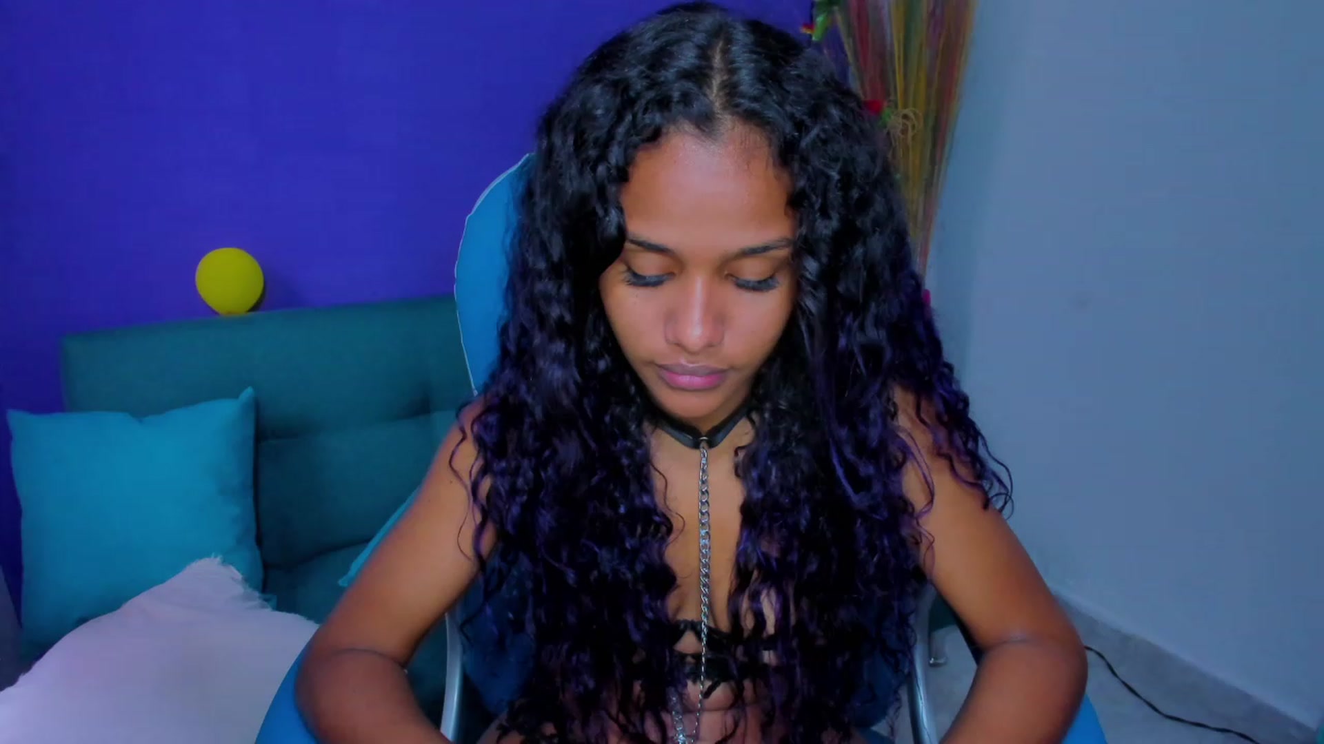 Gallery image thumbnail from Violet_Fit's myfreecams stream on, 07/27/2023, 15:16 image 14 of 20