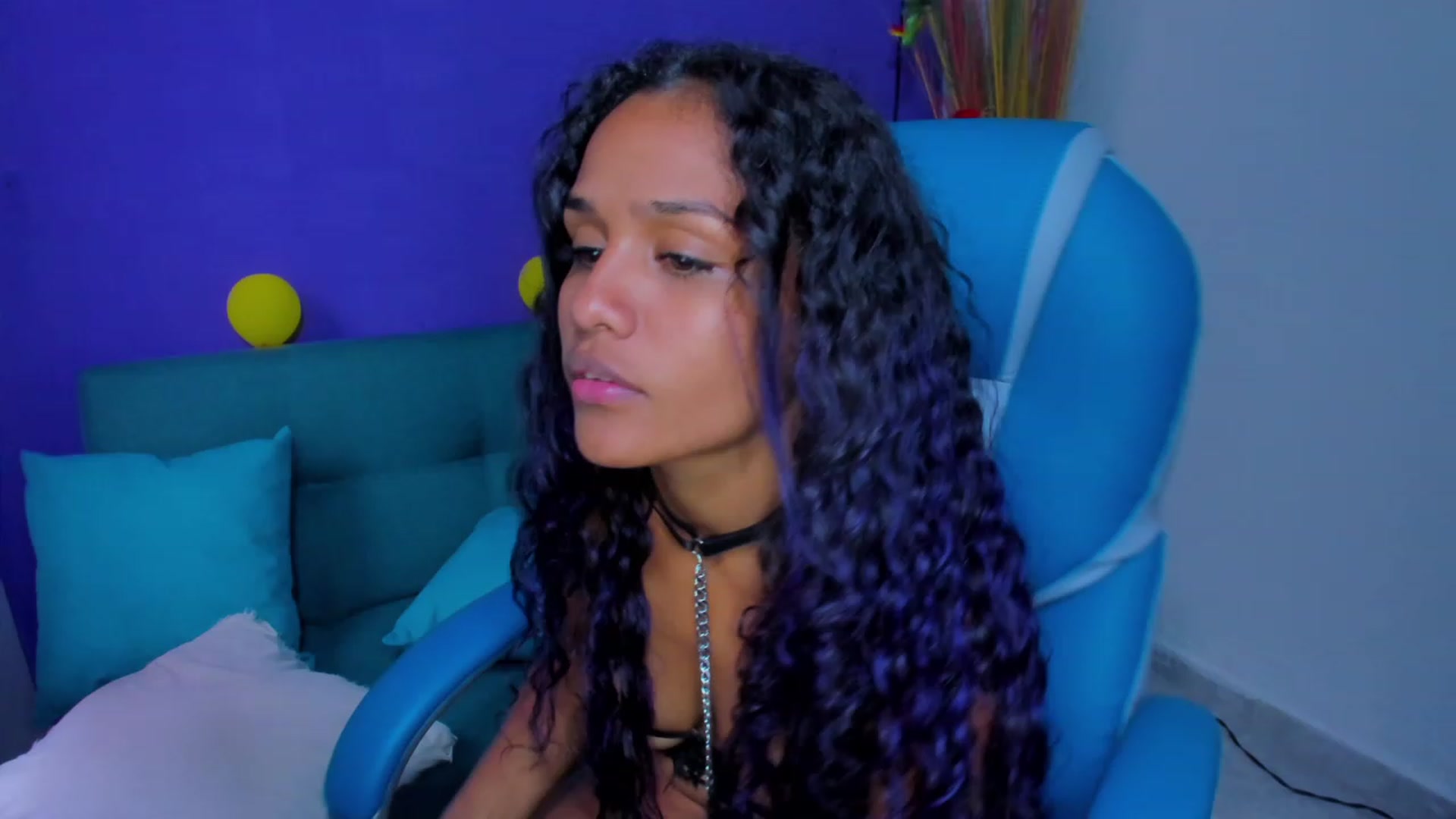 Gallery image thumbnail from Violet_Fit's myfreecams stream on, 07/27/2023, 15:16 image 15 of 20