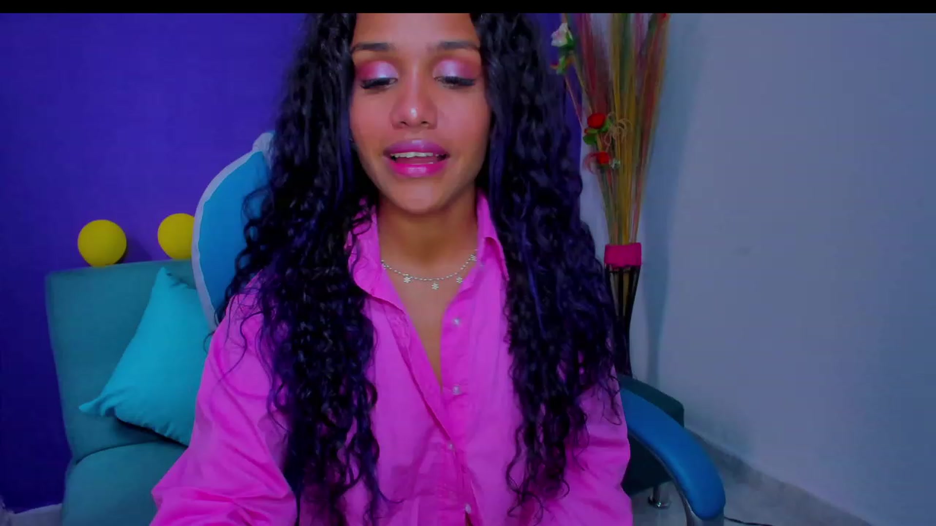 Gallery image thumbnail from Violet_Fit's myfreecams stream on, 07/28/2023, 13:28 image 13 of 20