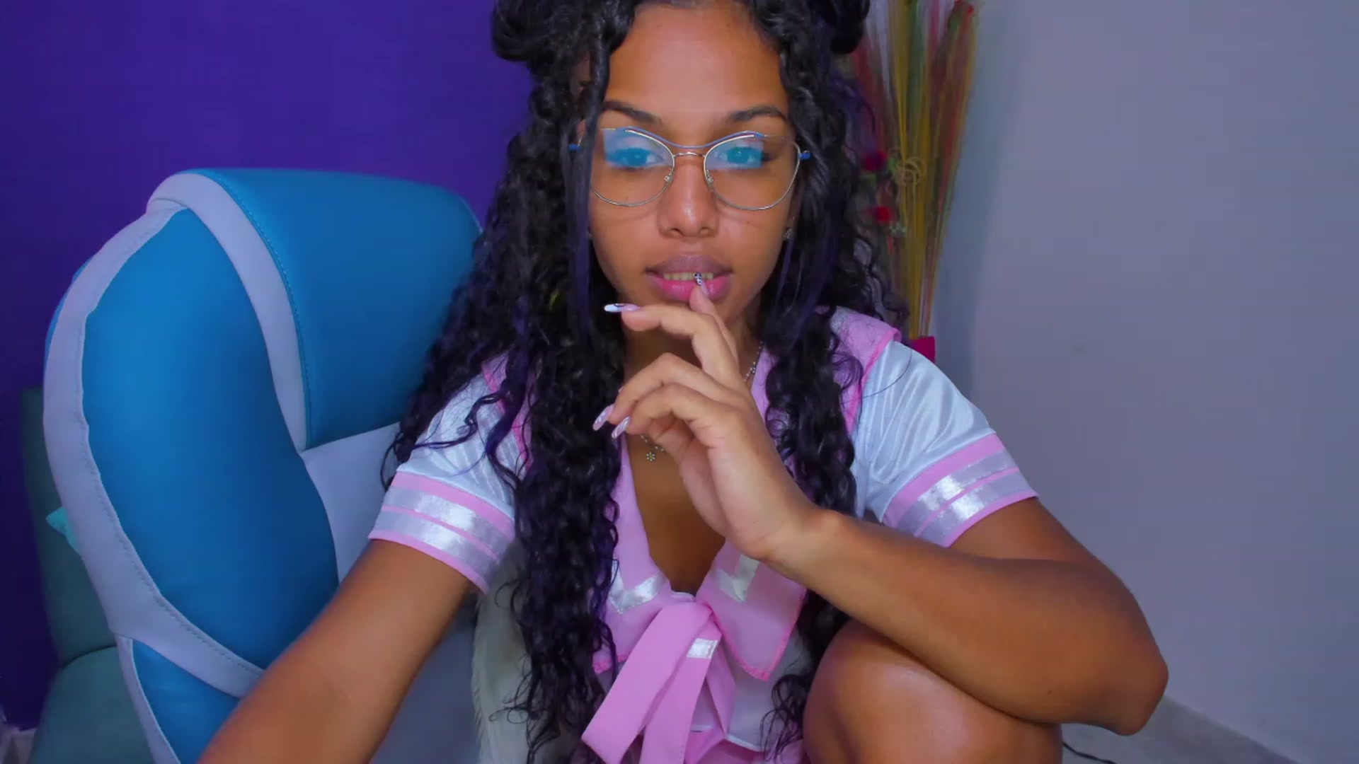 Gallery image thumbnail from Violet_Fit's myfreecams stream on, 07/29/2023, 13:36 image 7 of 20