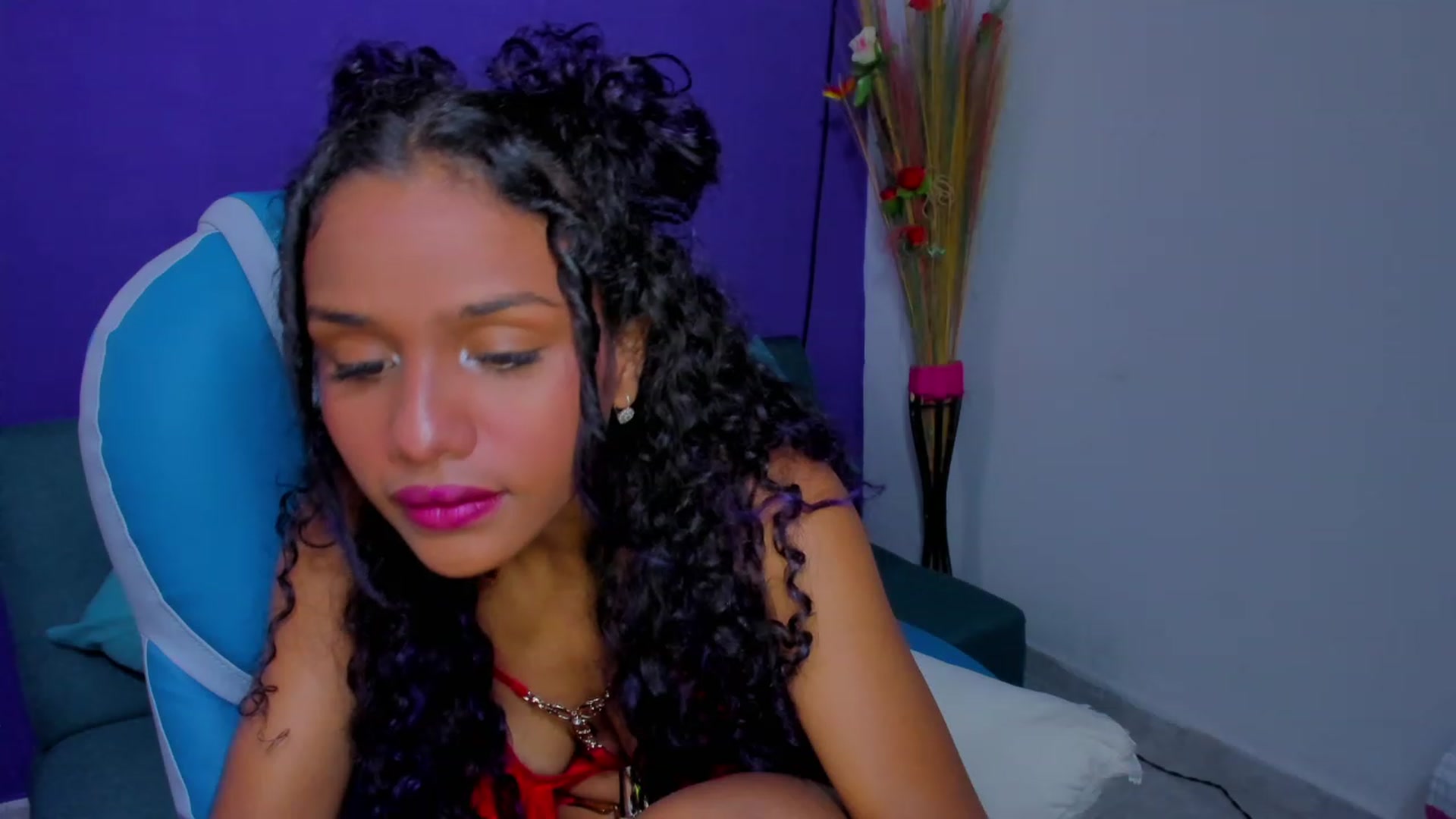 Gallery image thumbnail from Violet_Fit's myfreecams stream on, 07/31/2023, 12:40 image 16 of 20