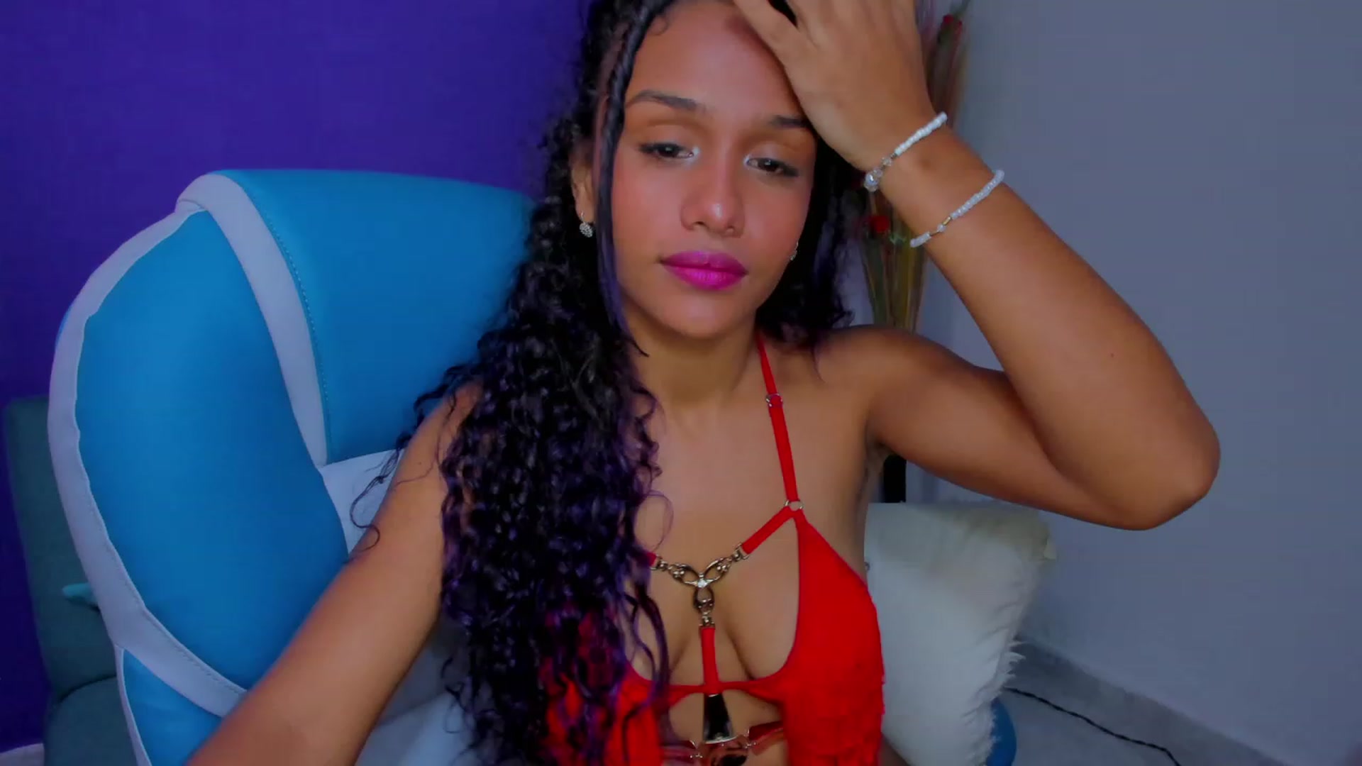 Gallery image thumbnail from Violet_Fit's myfreecams stream on, 07/31/2023, 14:11 image 9 of 20