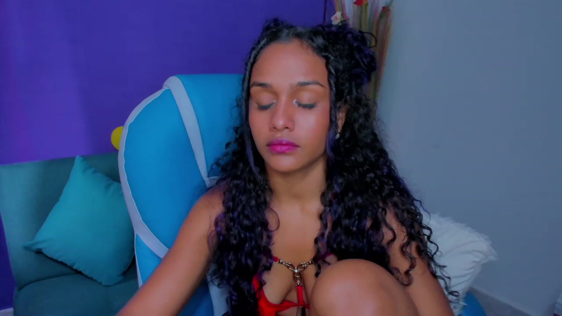 Gallery image thumbnail from Violet_Fit's myfreecams stream on, 07/31/2023, 17:15 image 10 of 20