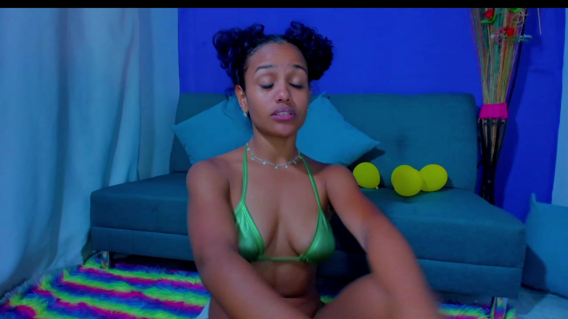 Gallery image thumbnail from Violet_Fit's myfreecams stream on, 08/05/2023, 16:04 image 16 of 20