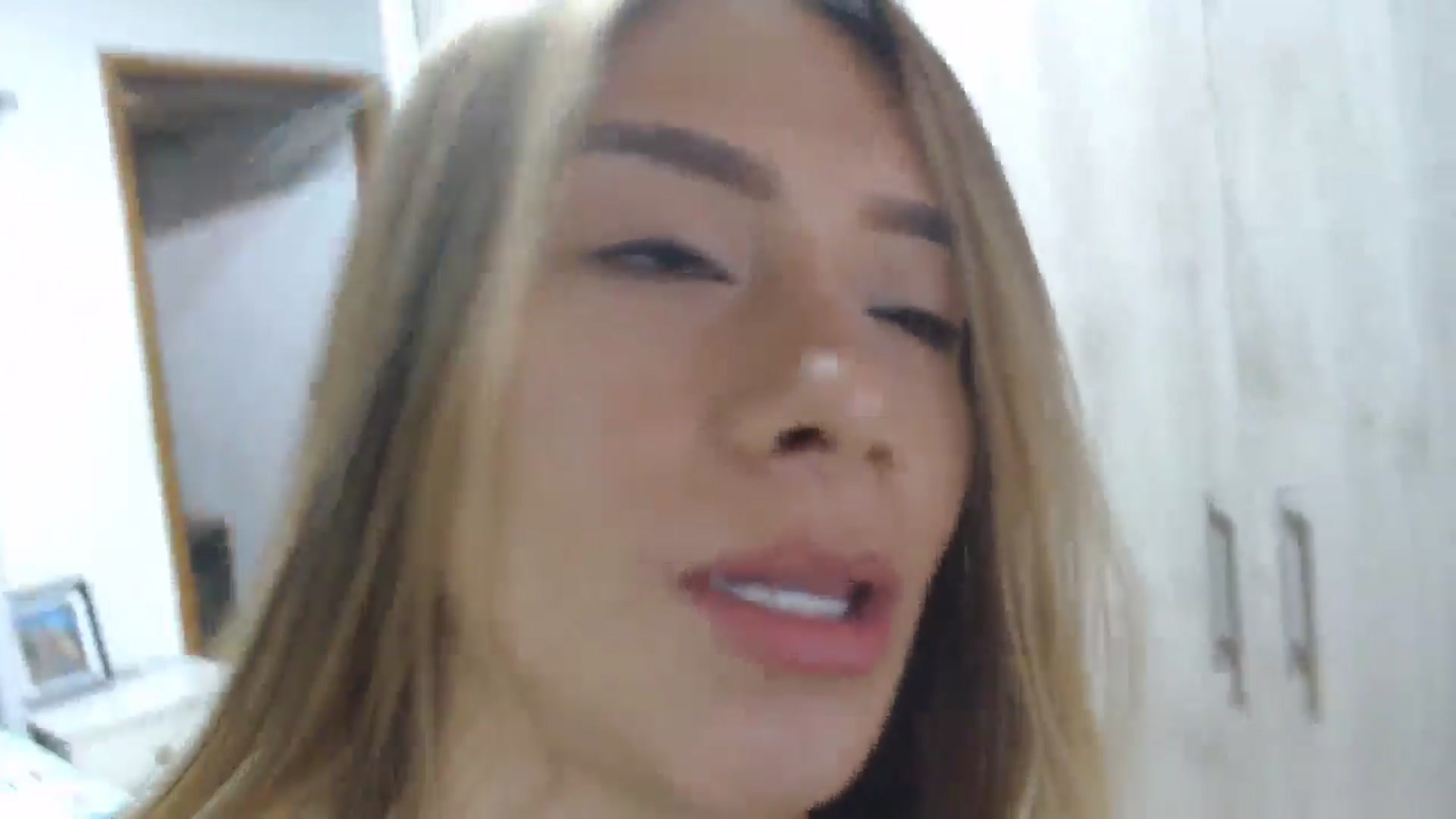 Gallery image thumbnail from Violet_Mart's myfreecams stream on, 06/17/2024, 01:56 image 15 of 20