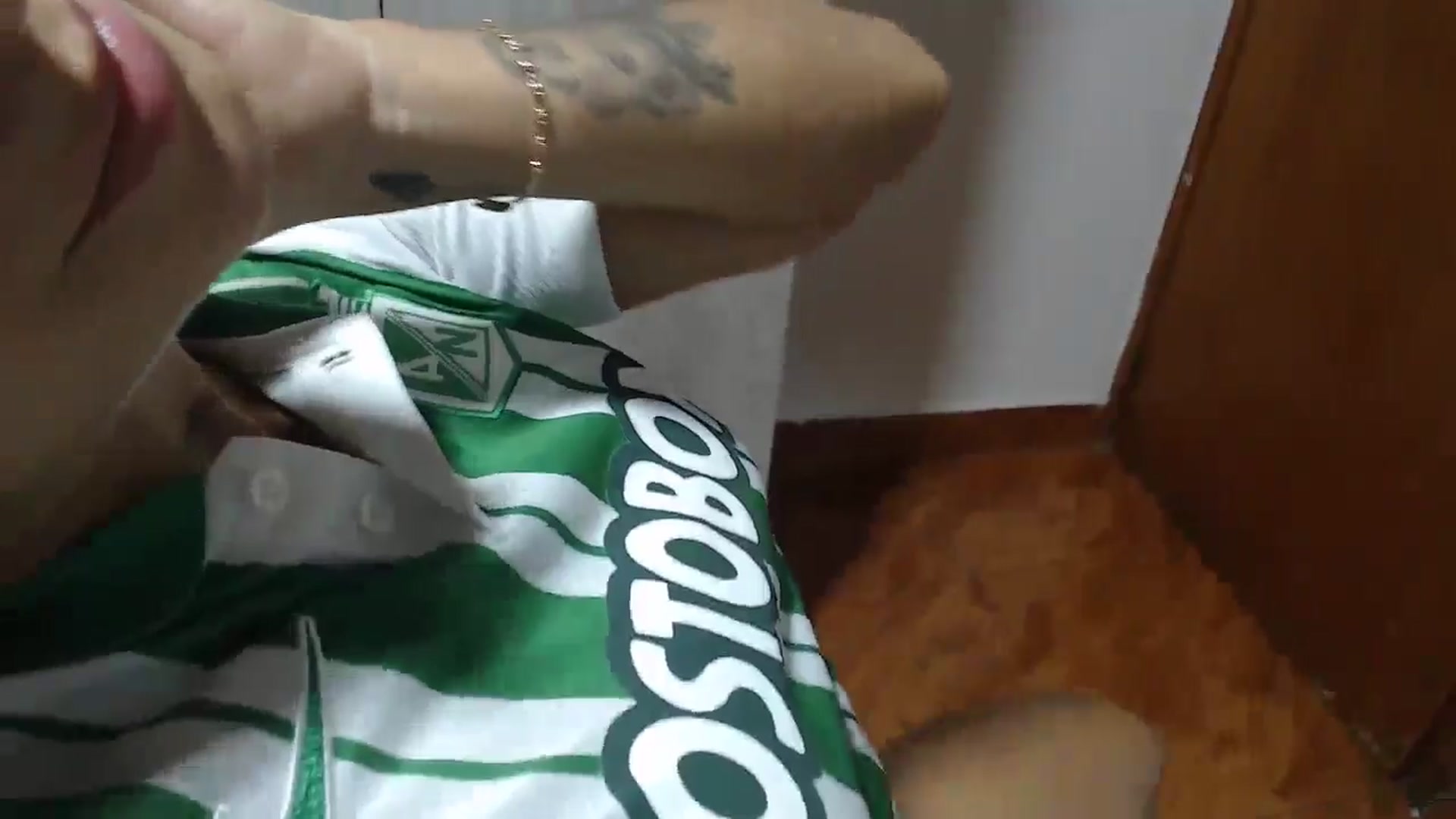 Gallery image thumbnail from Violet_Mart's myfreecams stream on, 07/22/2024, 01:59 image 4 of 20