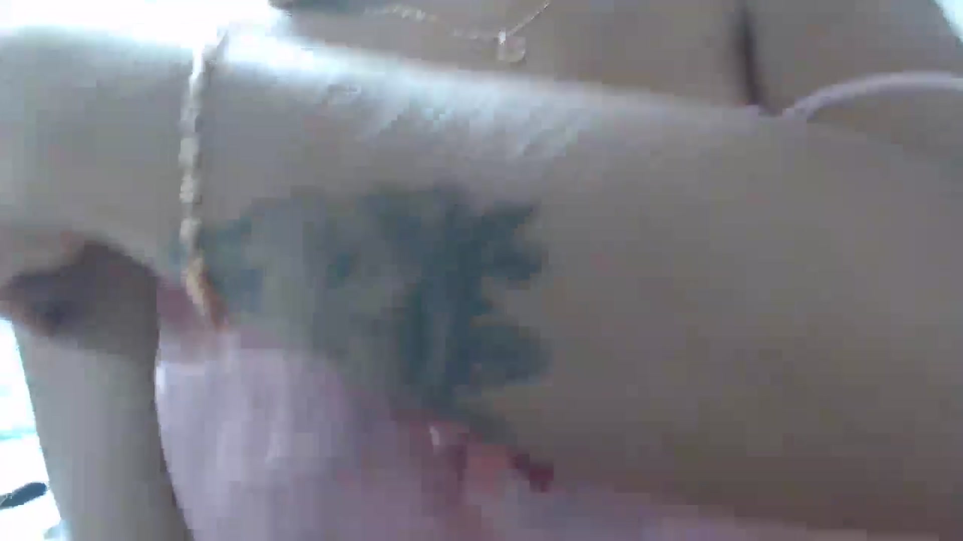 Gallery image thumbnail from Violet_Mart's myfreecams stream on, 08/05/2024, 01:49 image 11 of 20