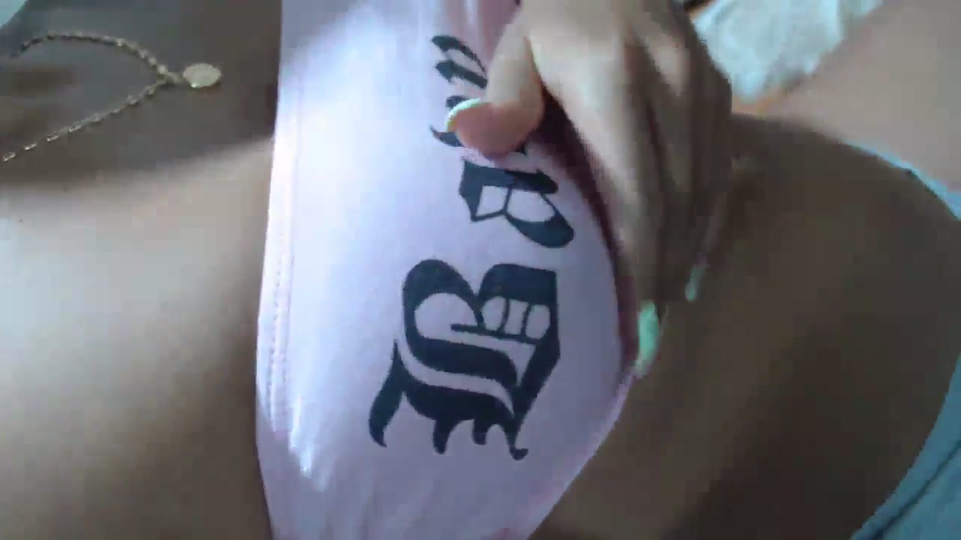 Gallery image thumbnail from Violet_Mart's myfreecams stream on, 08/22/2024, 02:18 image 17 of 20