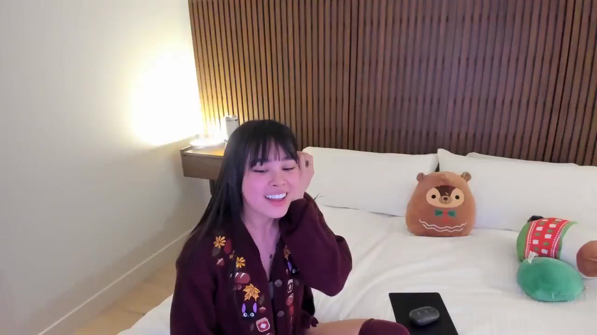 Gallery image thumbnail from Violet__'s myfreecams stream on, 12/08/2025, 03:11 image 6 of 20