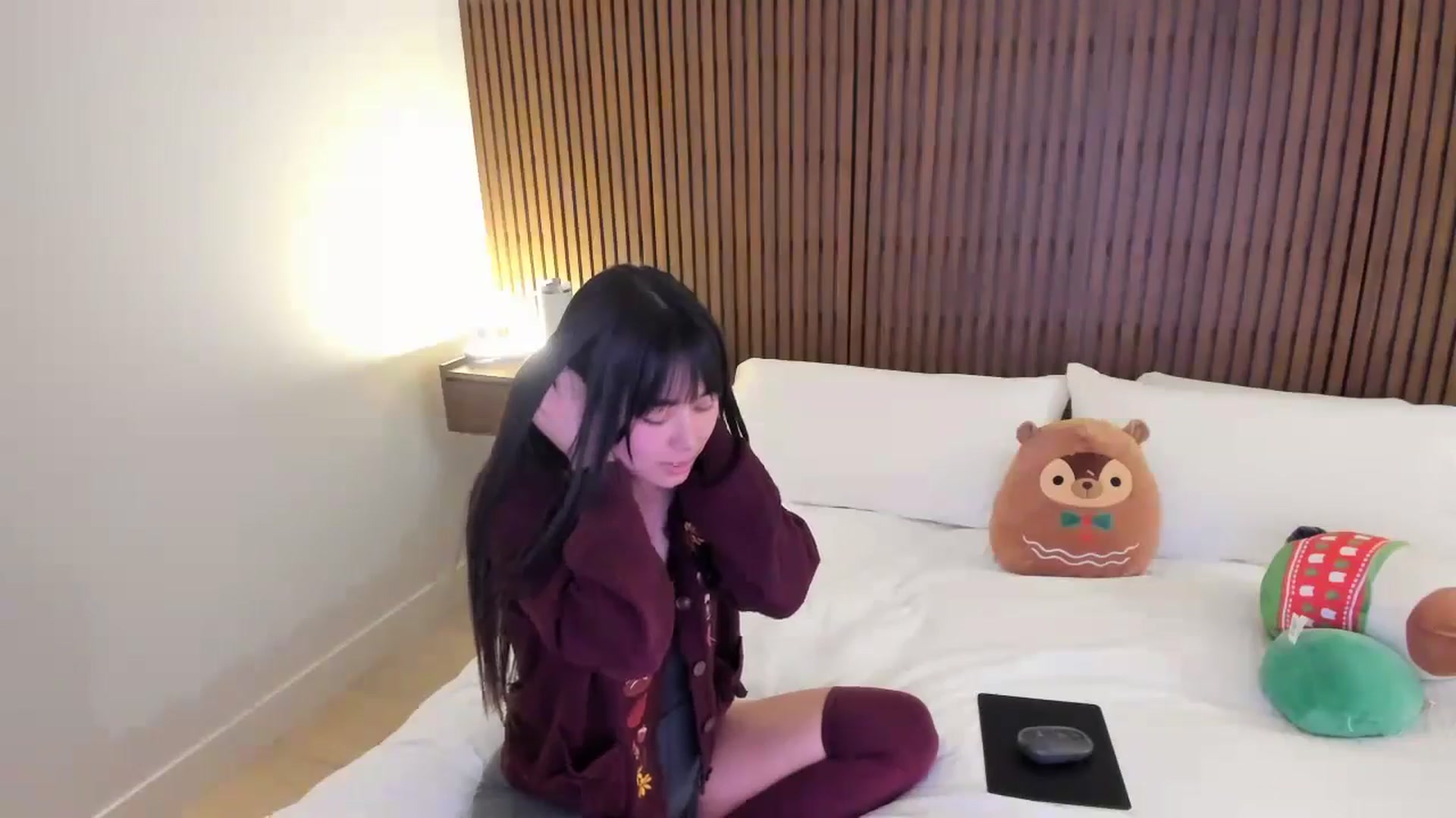 Gallery image thumbnail from Violet__'s myfreecams stream on, 12/08/2025, 03:11 image 8 of 20