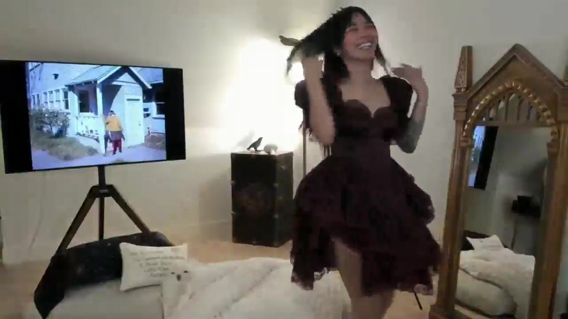 Gallery image thumbnail from Violet__'s myfreecams stream on, 12/13/2025, 03:16 image 18 of 20