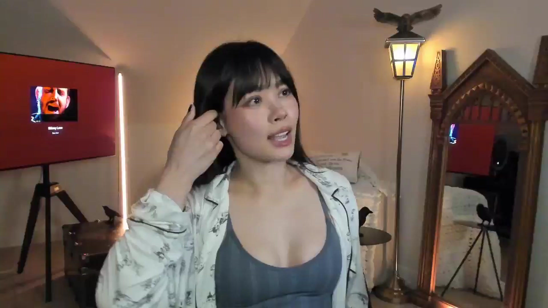 Gallery image thumbnail from Violet__'s myfreecams stream on, 12/31/2025, 05:17 image 7 of 20