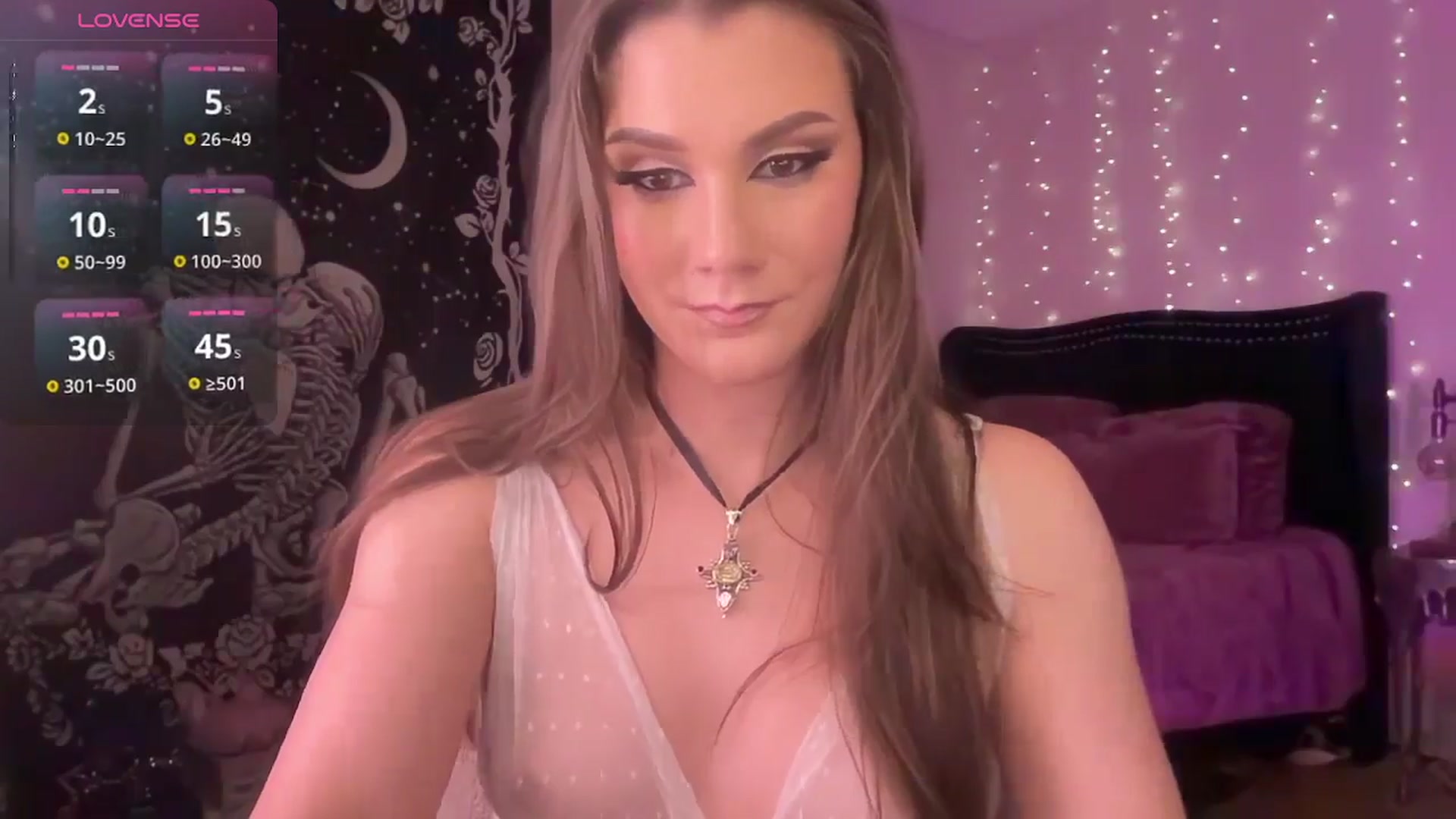 Gallery image thumbnail from Violetfoxx's myfreecams stream on, 01/06/2026, 10:55 image 11 of 20