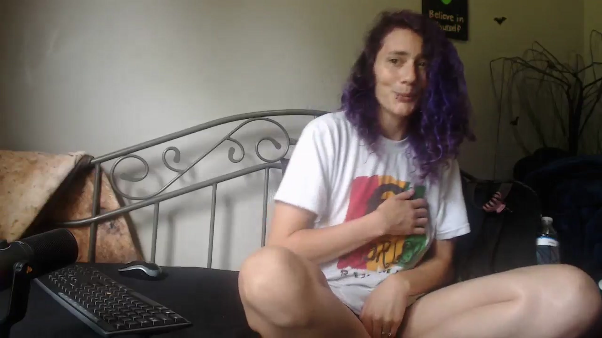 Gallery image thumbnail from Violethooper1's myfreecams stream on, 05/24/2024, 15:18 image 15 of 20