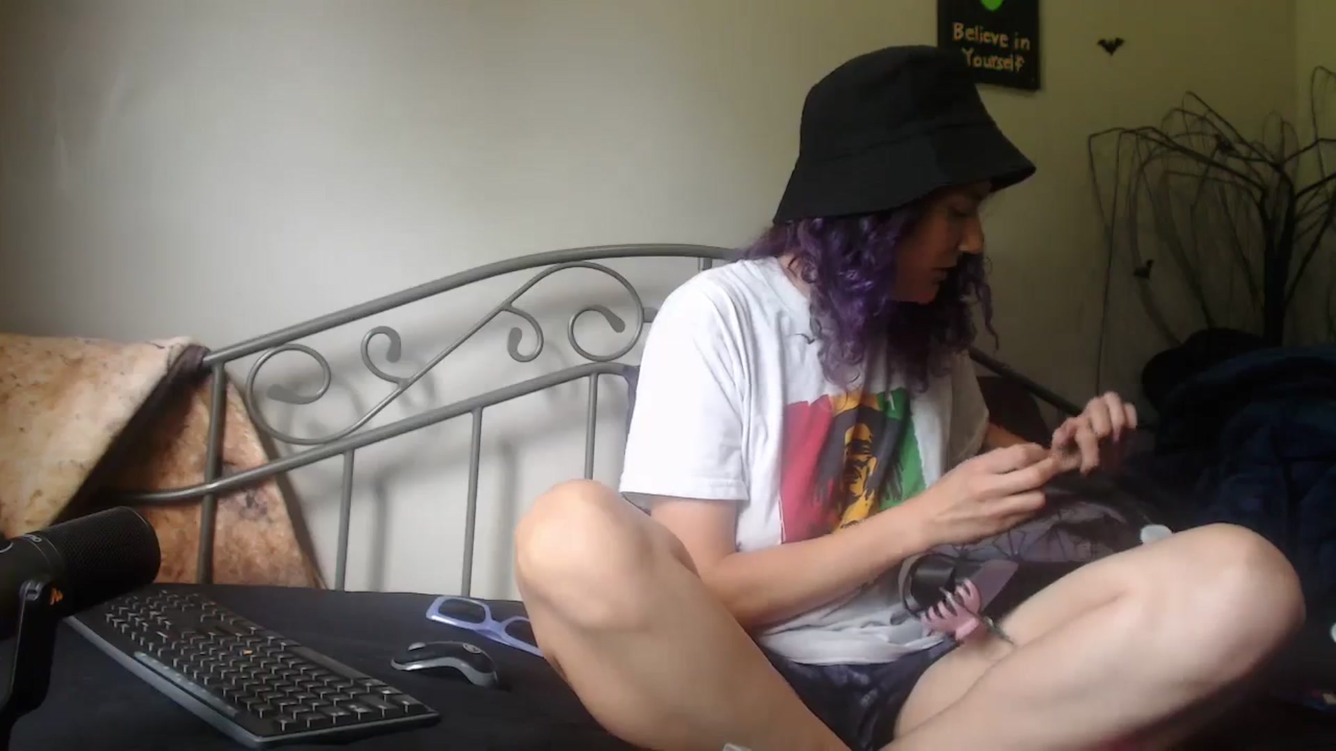 Gallery image thumbnail from Violethooper1's myfreecams stream on, 05/24/2024, 15:18 image 9 of 20