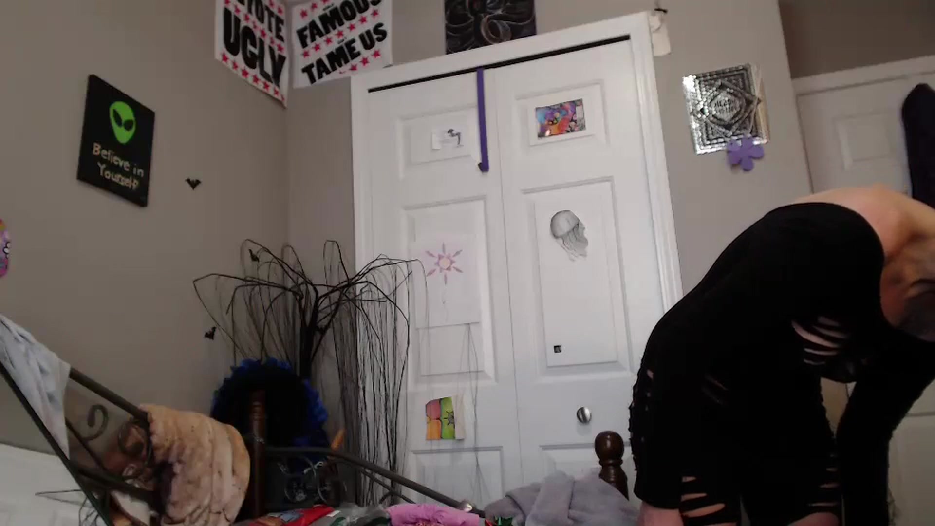 Gallery image thumbnail from Violethooper1's myfreecams stream on, 01/23/2025, 19:29 image 15 of 20