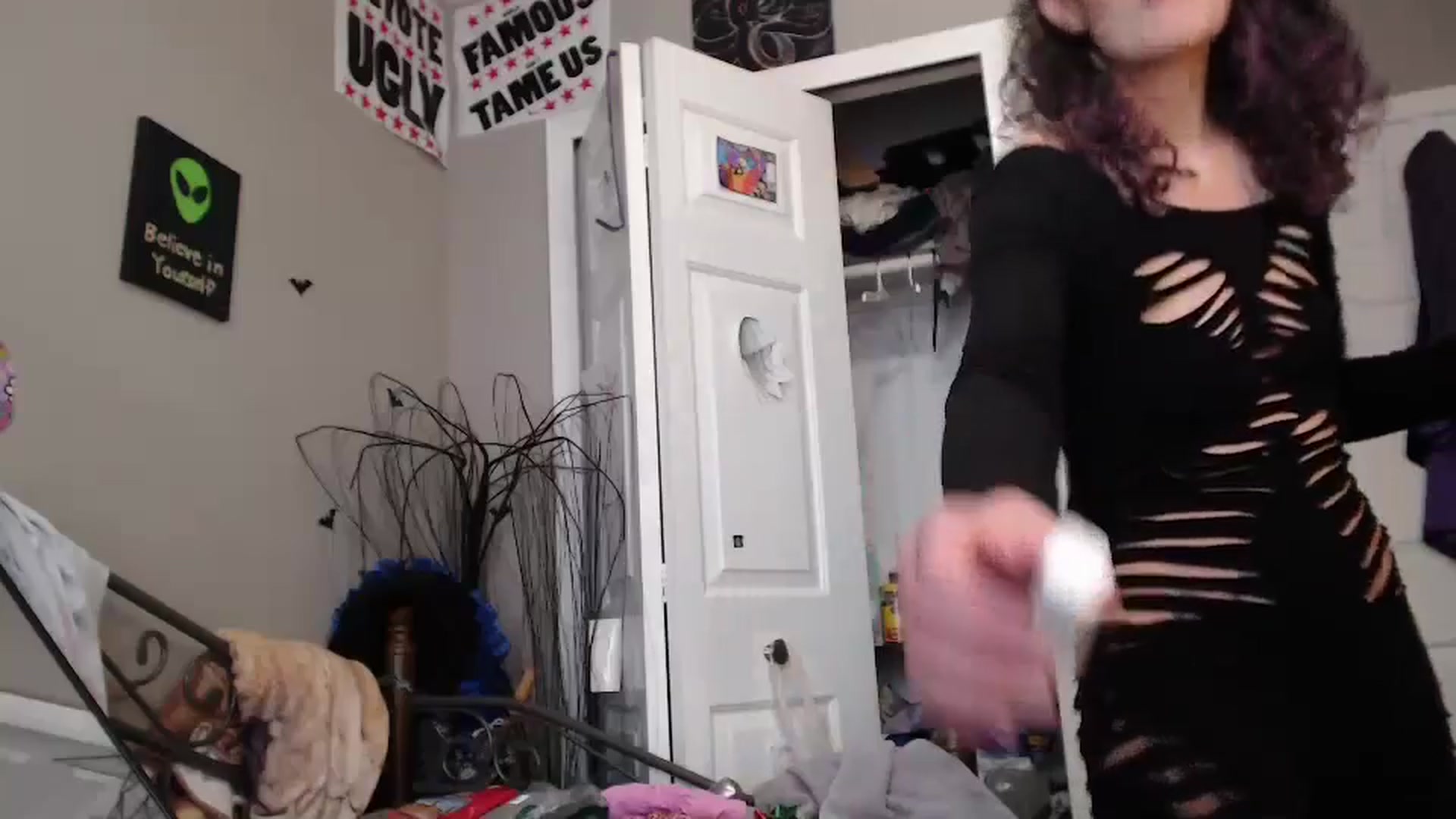 Gallery image thumbnail from Violethooper1's myfreecams stream on, 01/23/2025, 19:29 image 13 of 20