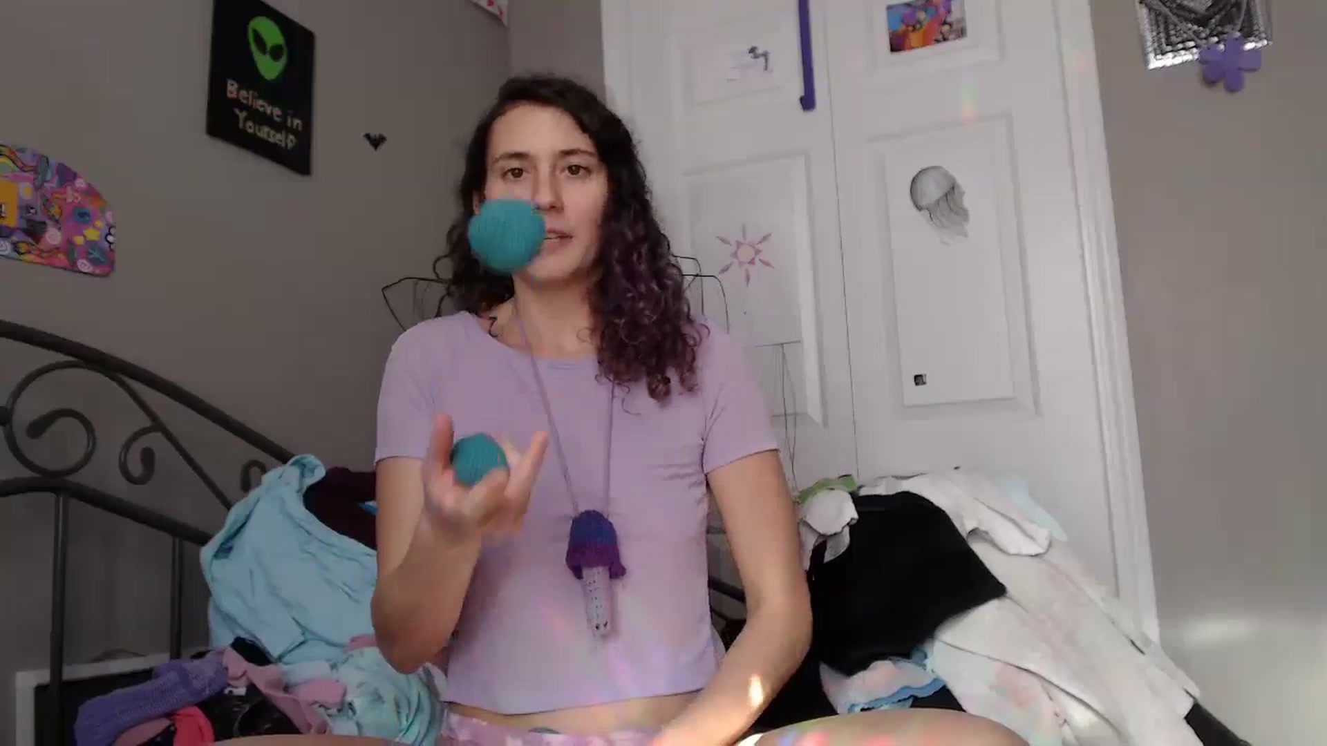 Gallery image thumbnail from Violethooper1's myfreecams stream on, 01/27/2025, 18:05 image 11 of 20