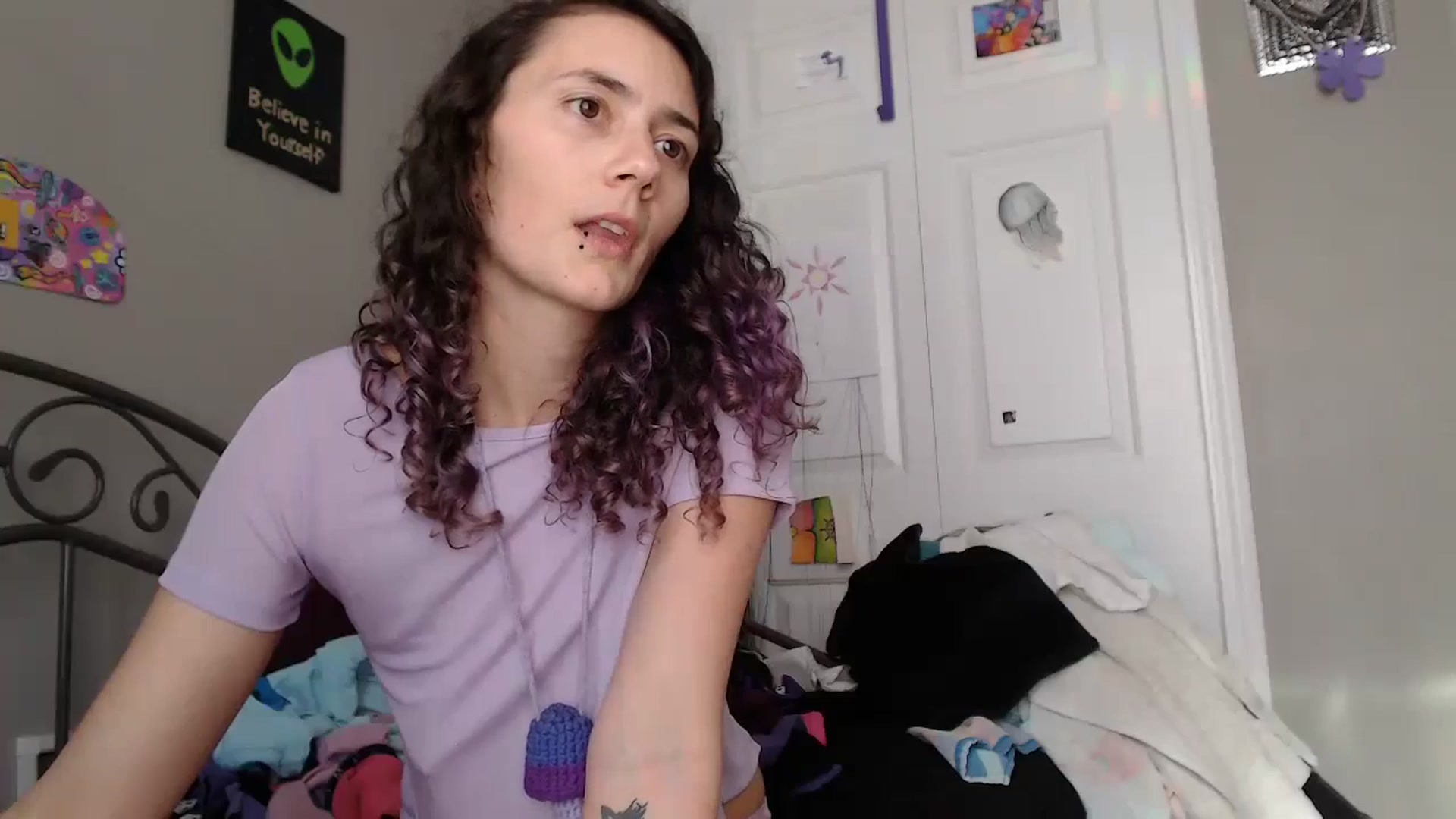 Gallery image thumbnail from Violethooper1's myfreecams stream on, 01/27/2025, 18:05 image 20 of 20