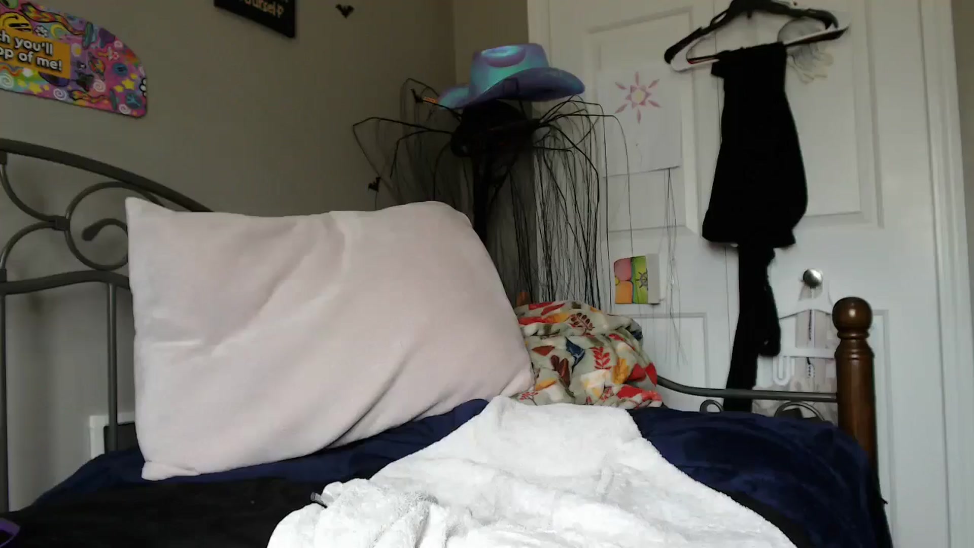 Gallery image thumbnail from Violethooper1's myfreecams stream on, 04/28/2025, 16:59 image 8 of 20