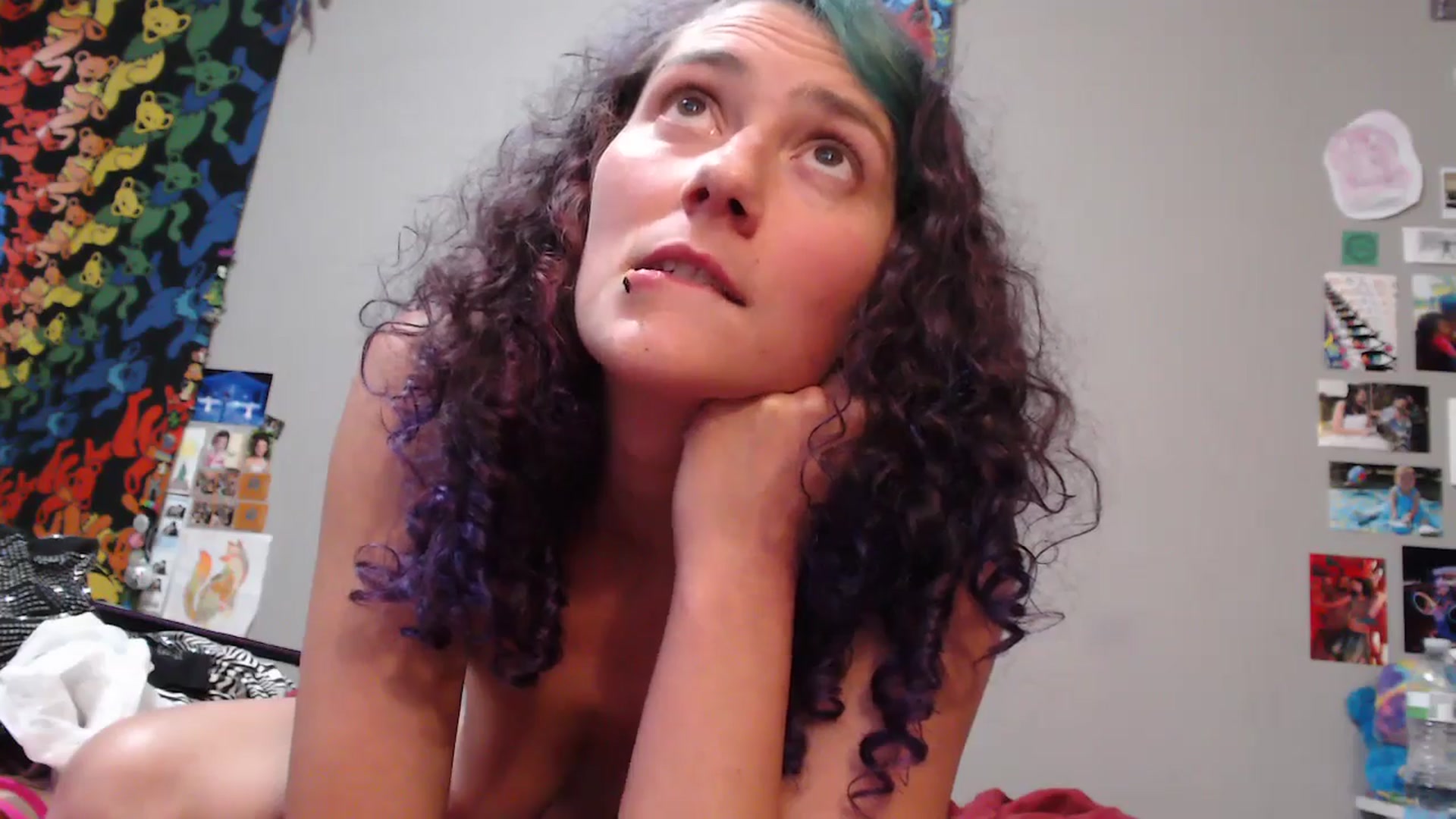 Gallery image thumbnail from Violethooper1's myfreecams stream on, 06/27/2025, 14:11 image 6 of 20