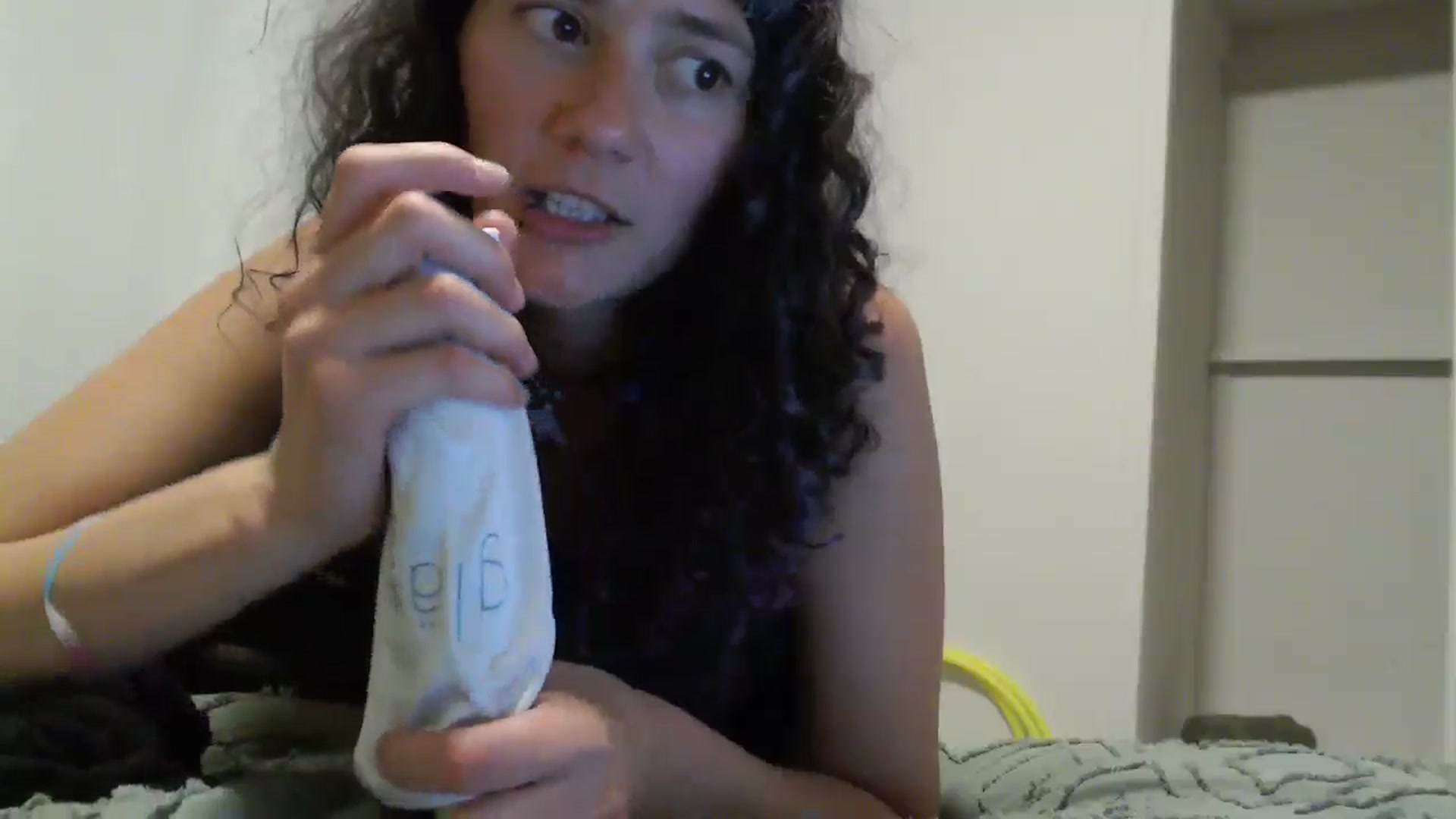 Gallery image thumbnail from Violethooper1's myfreecams stream on, 12/31/2025, 08:20 image 13 of 20