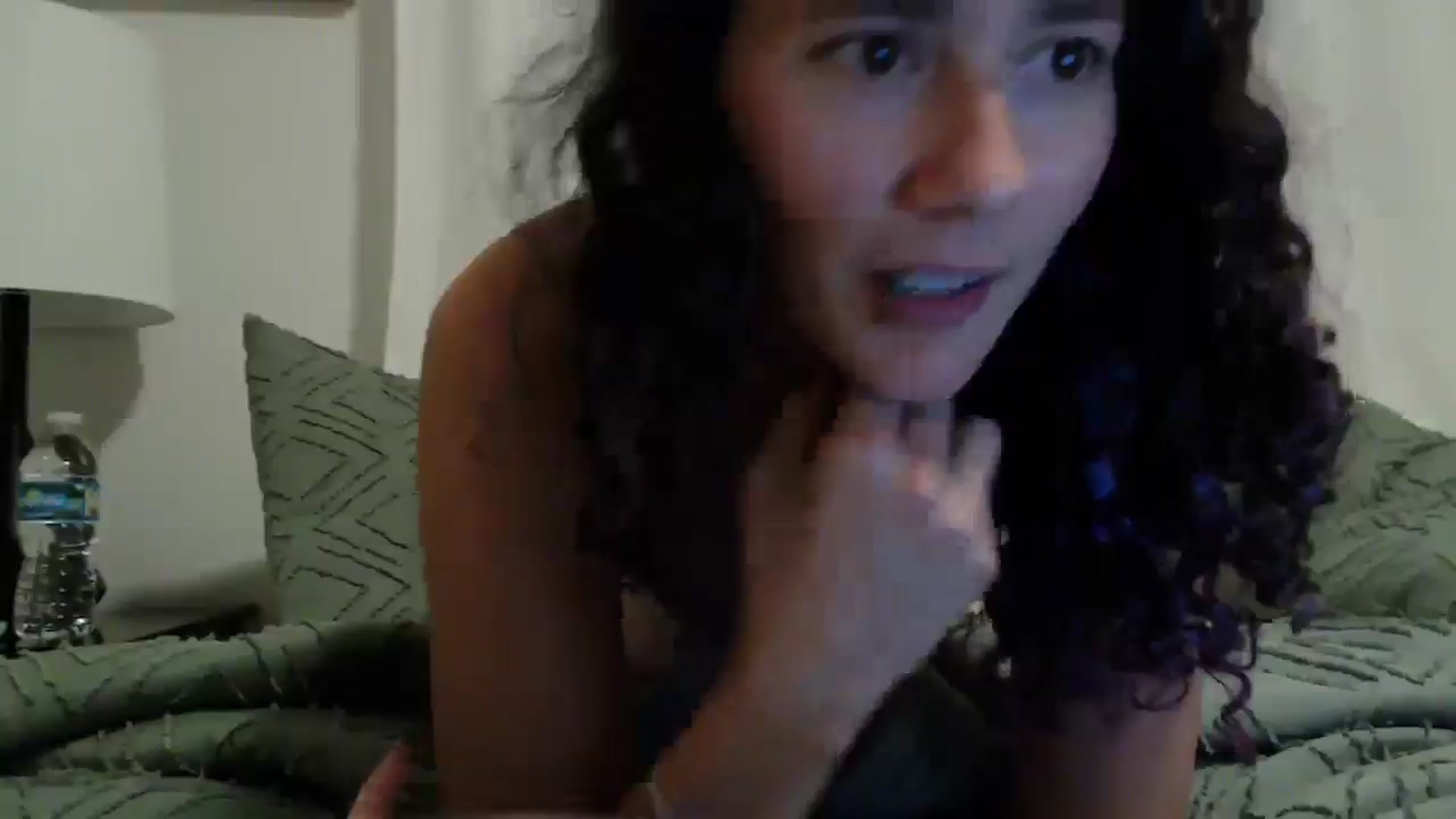 Gallery image thumbnail from Violethooper1's myfreecams stream on, 12/31/2025, 09:27 image 3 of 20