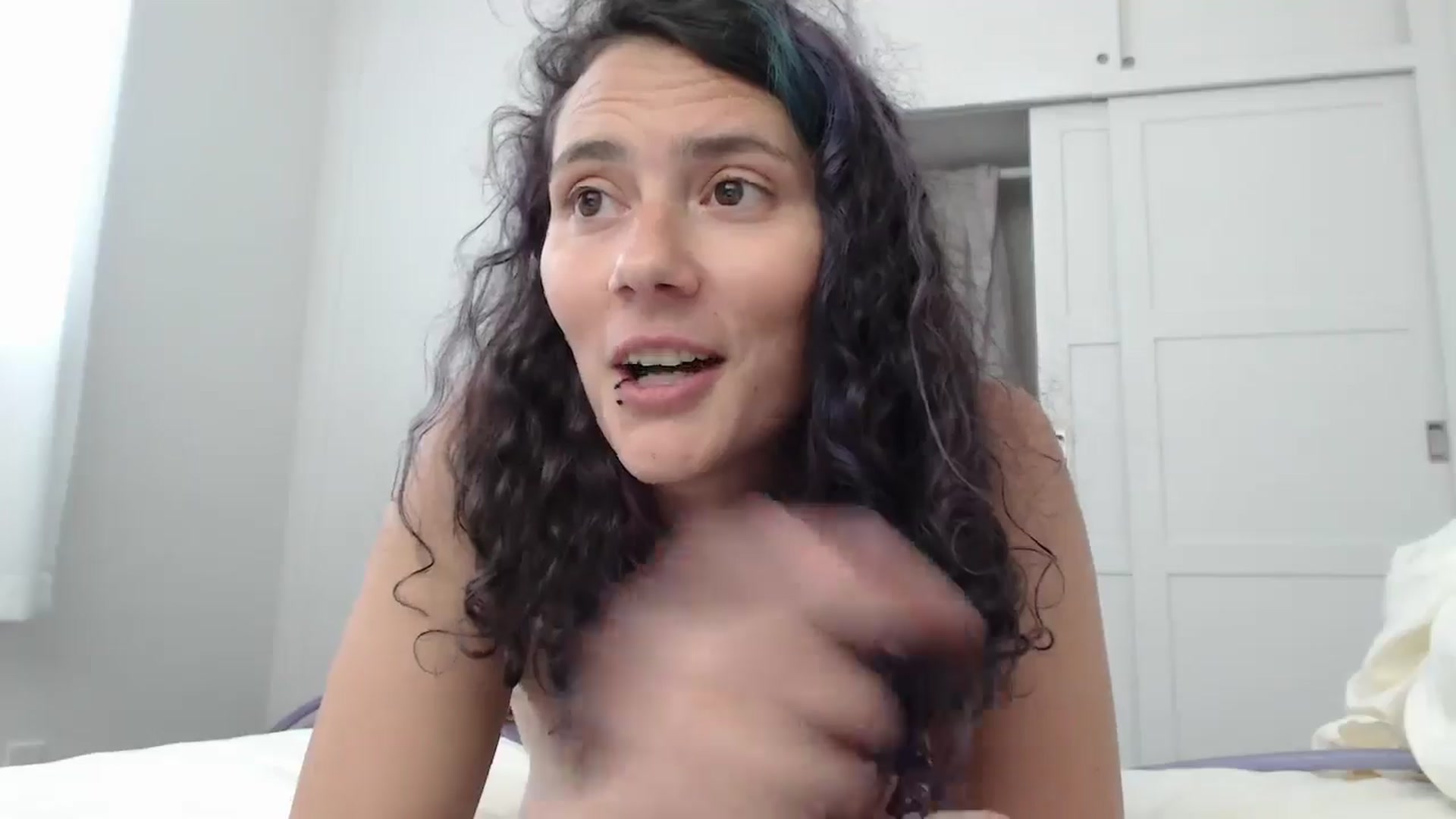 Gallery image thumbnail from Violethooper1's myfreecams stream on, 01/01/2026, 20:25 image 5 of 20