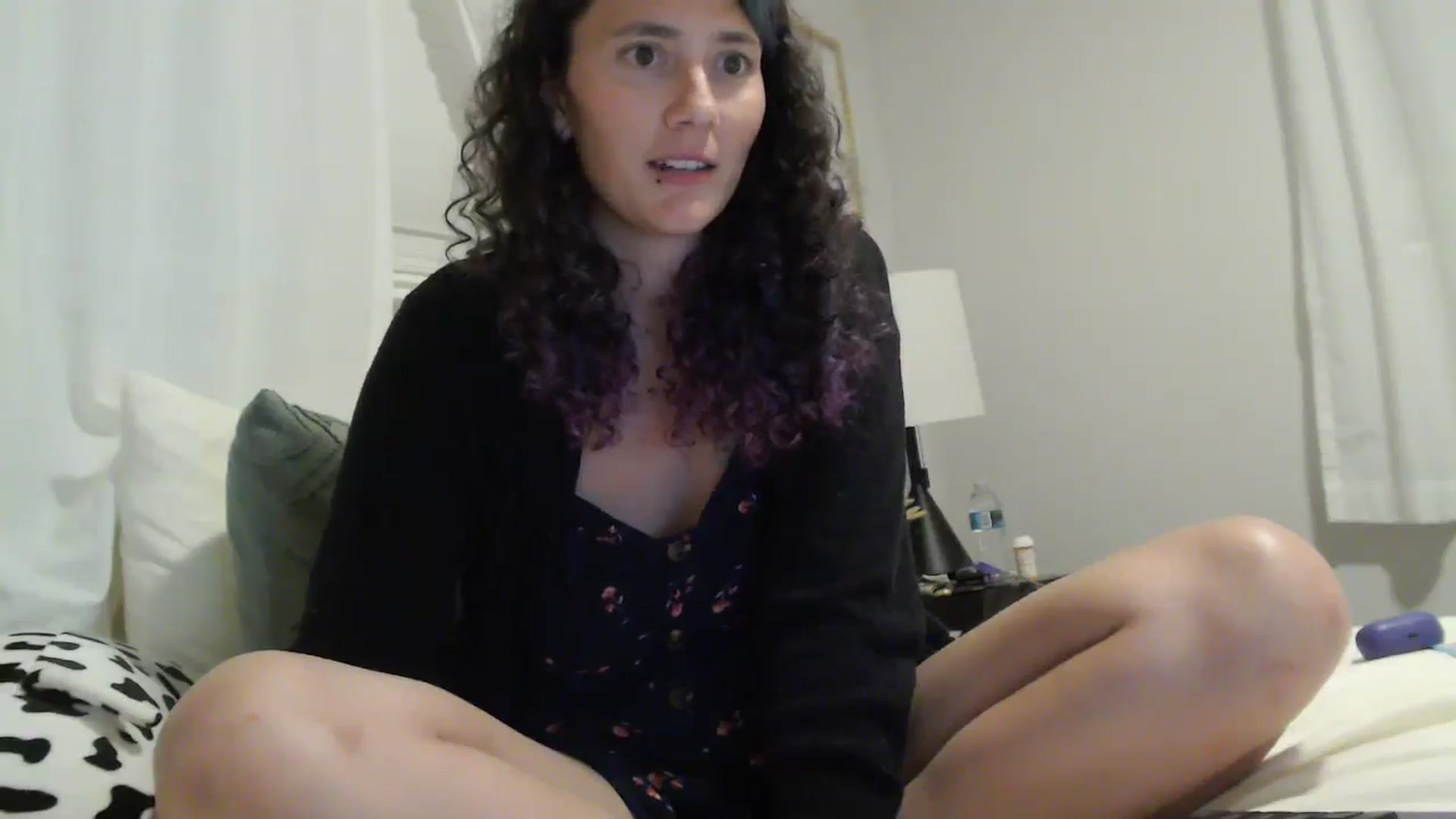 Gallery image thumbnail from Violethooper1's myfreecams stream on, 01/02/2026, 06:45 image 2 of 20