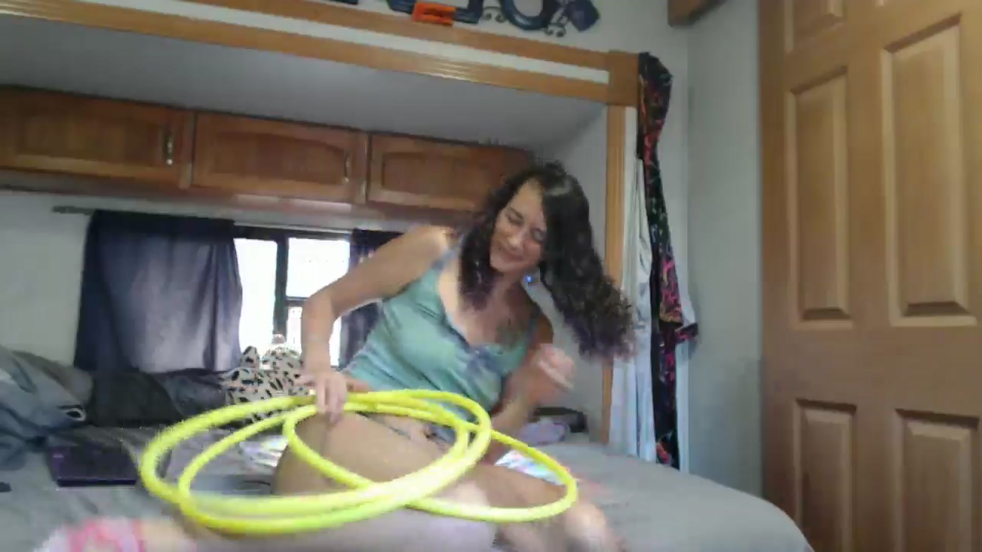 Gallery image thumbnail from Violethooper1's myfreecams stream on, 01/06/2026, 20:20 image 14 of 20