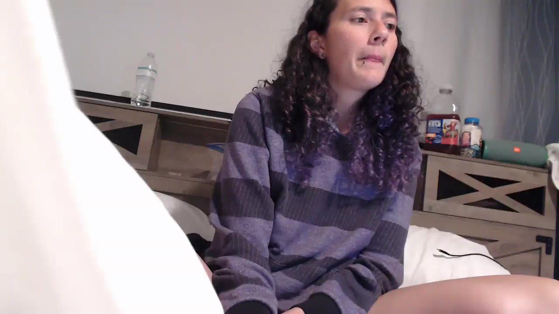 Gallery image thumbnail from Violethooper1's myfreecams stream on, 02/01/2026, 12:01 image 15 of 20
