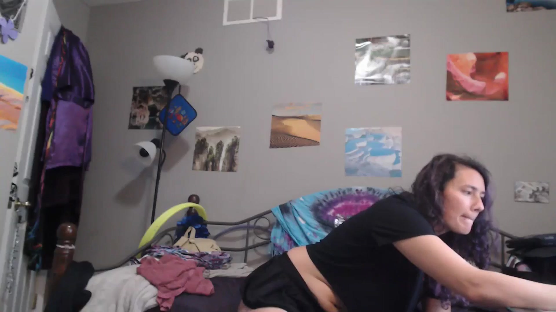 Gallery image thumbnail from Violethooper1's myfreecams stream on, 03/13/2026, 15:30 image 7 of 20