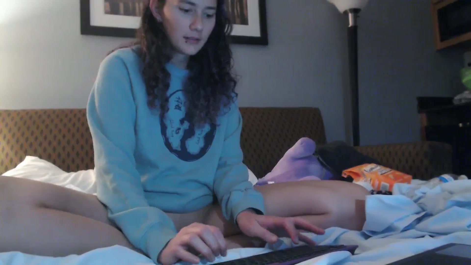 Gallery image thumbnail from Violethooper1's myfreecams stream on, 03/30/2026, 12:12 image 14 of 20