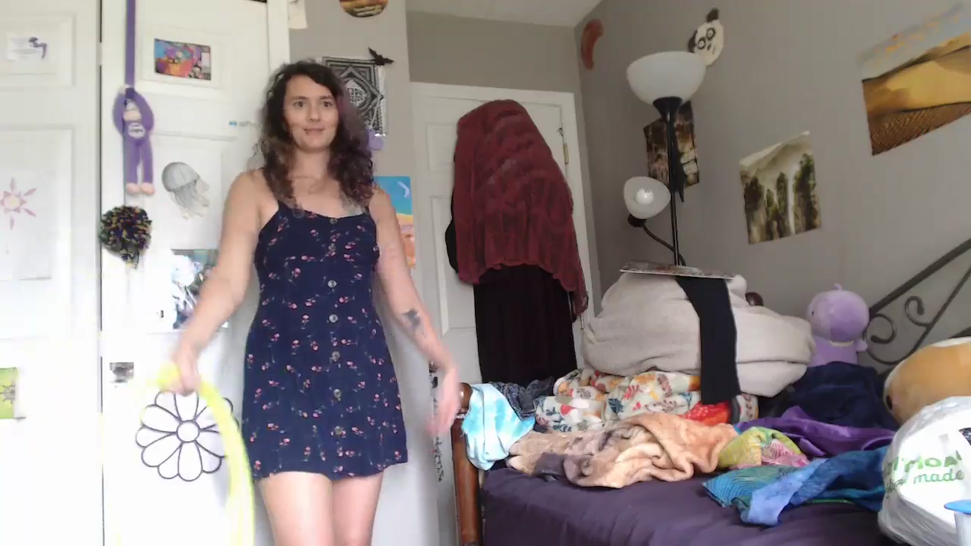Gallery image thumbnail from Violethooper1's myfreecams stream on, 04/27/2026, 15:24 image 18 of 20