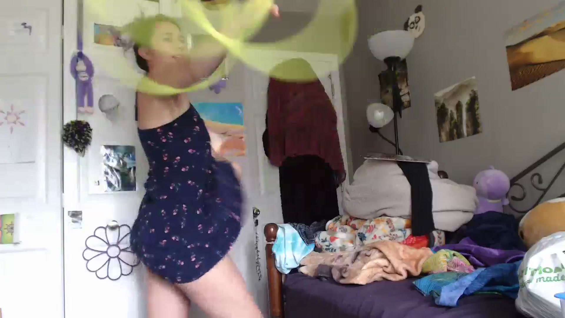 Gallery image thumbnail from Violethooper1's myfreecams stream on, 04/27/2026, 15:24 image 16 of 20